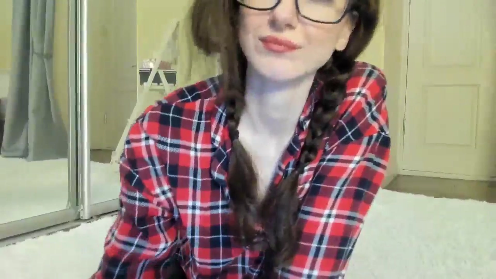 Gallery image thumbnail from Baby_Jewel's myfreecams stream on, 06/15/2024, 10:32 image 12 of 20
