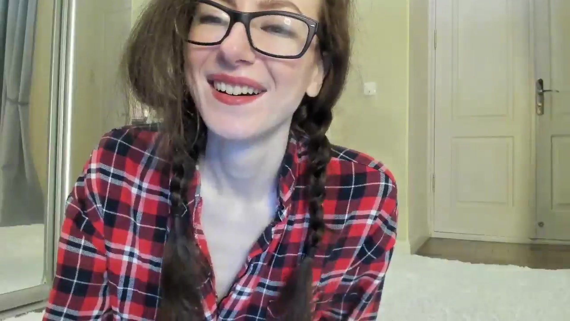 Gallery image thumbnail from Baby_Jewel's myfreecams stream on, 06/15/2024, 10:32 image 11 of 20