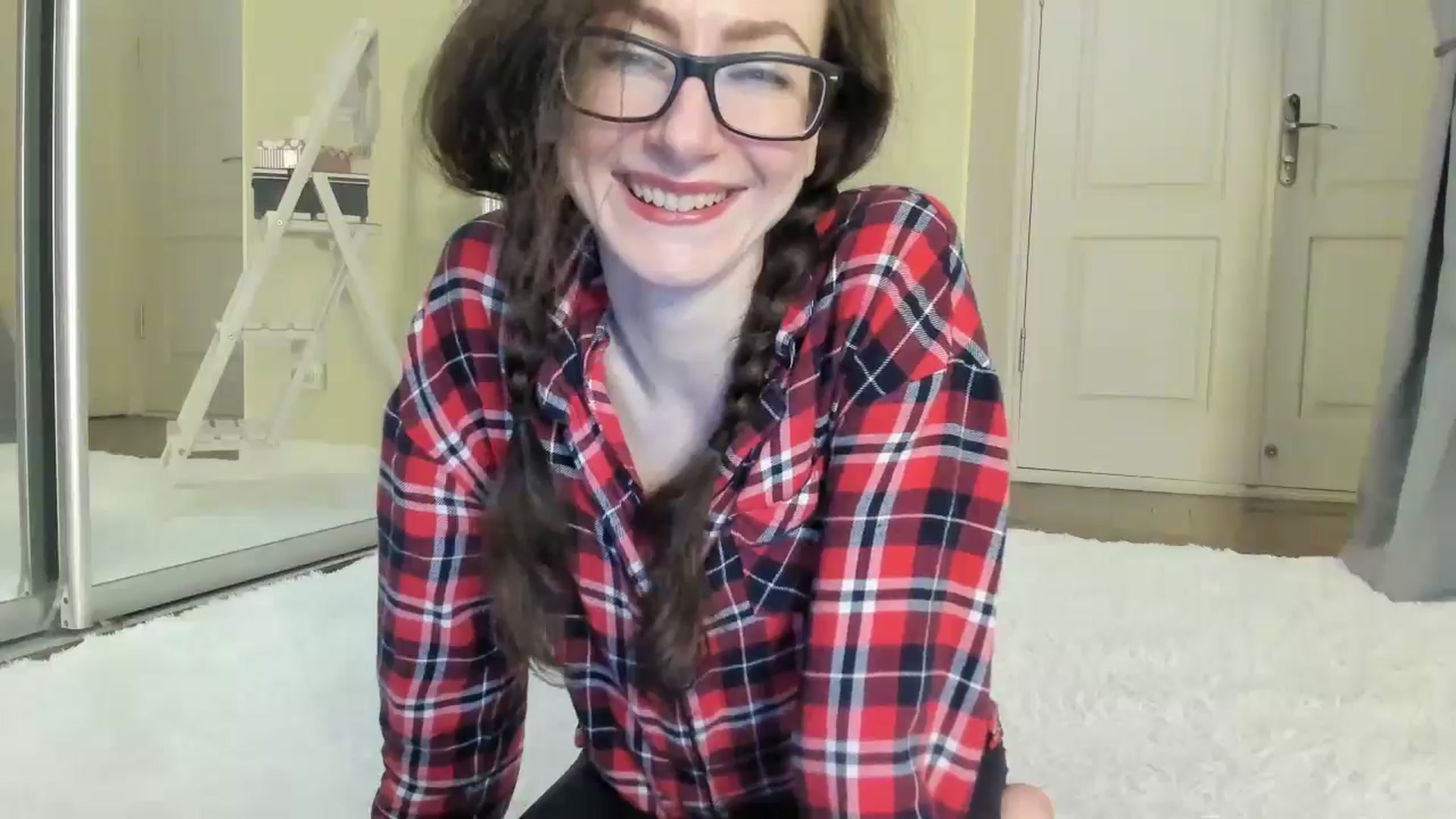 Gallery image thumbnail from Baby_Jewel's myfreecams stream on, 06/15/2024, 10:32 image 7 of 20