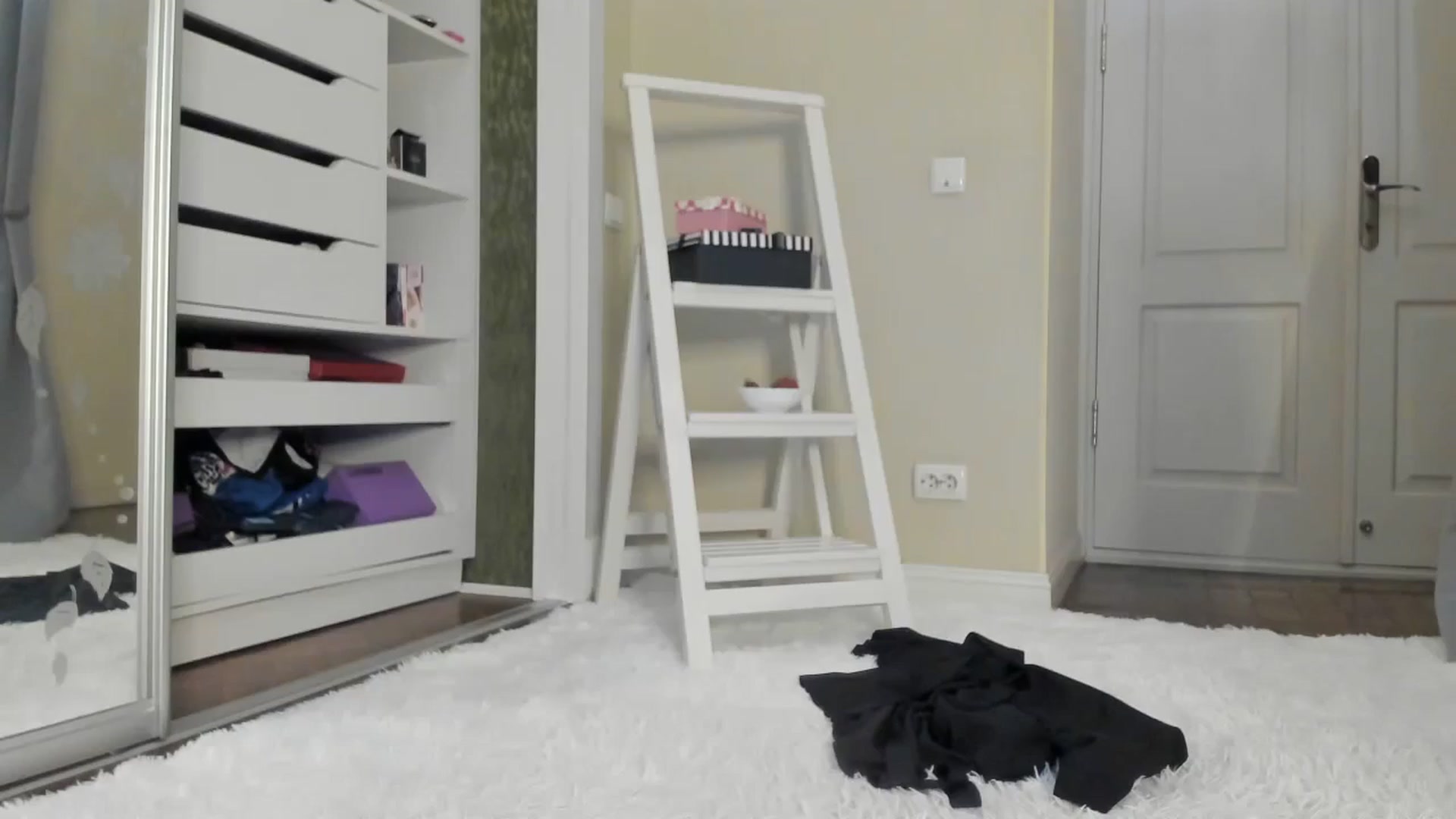 Gallery image thumbnail from Baby_Jewel's myfreecams stream on, 06/16/2024, 08:59 image 1 of 20