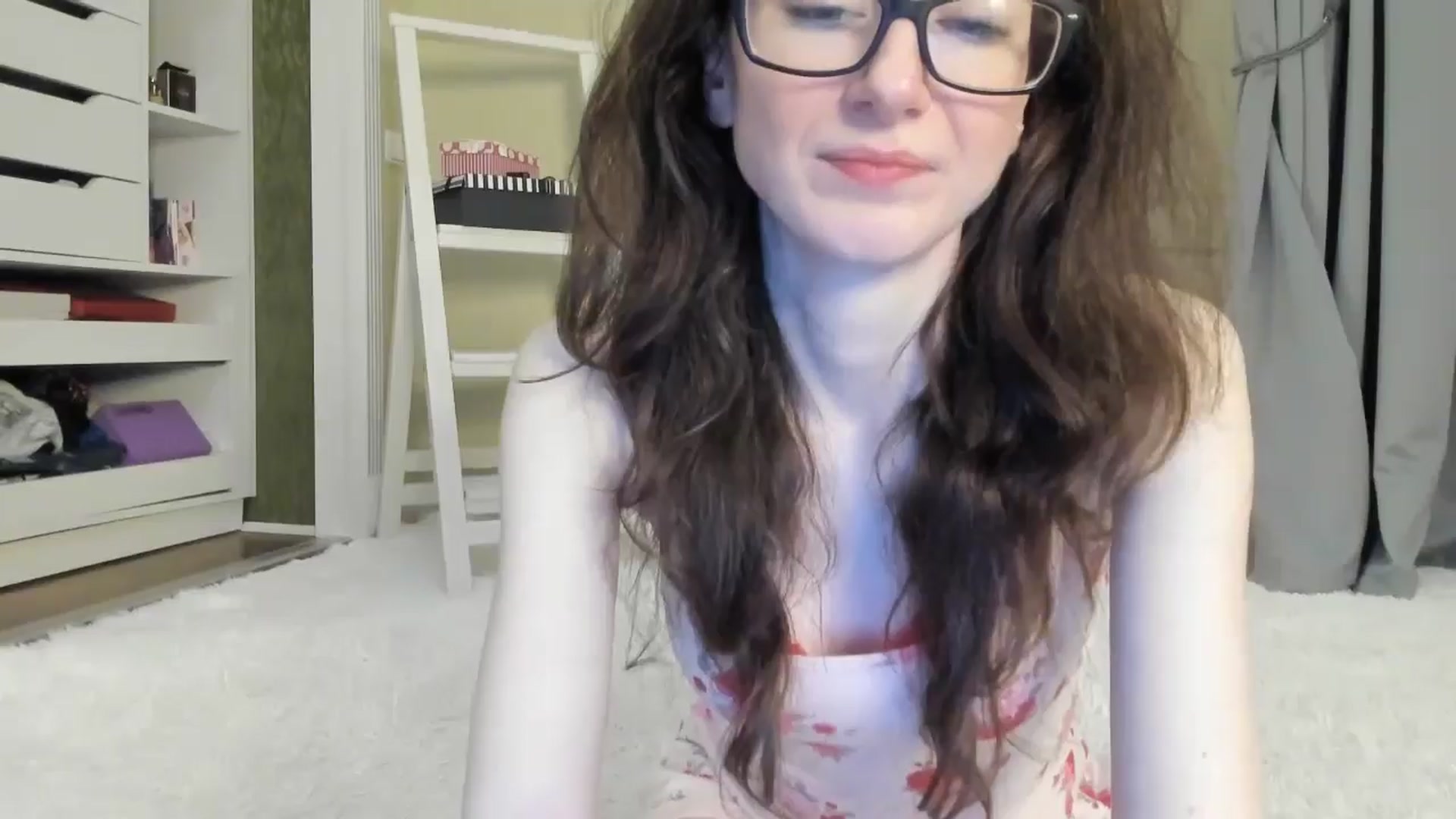 Gallery image thumbnail from Baby_Jewel's myfreecams stream on, 06/17/2024, 09:40 image 6 of 20