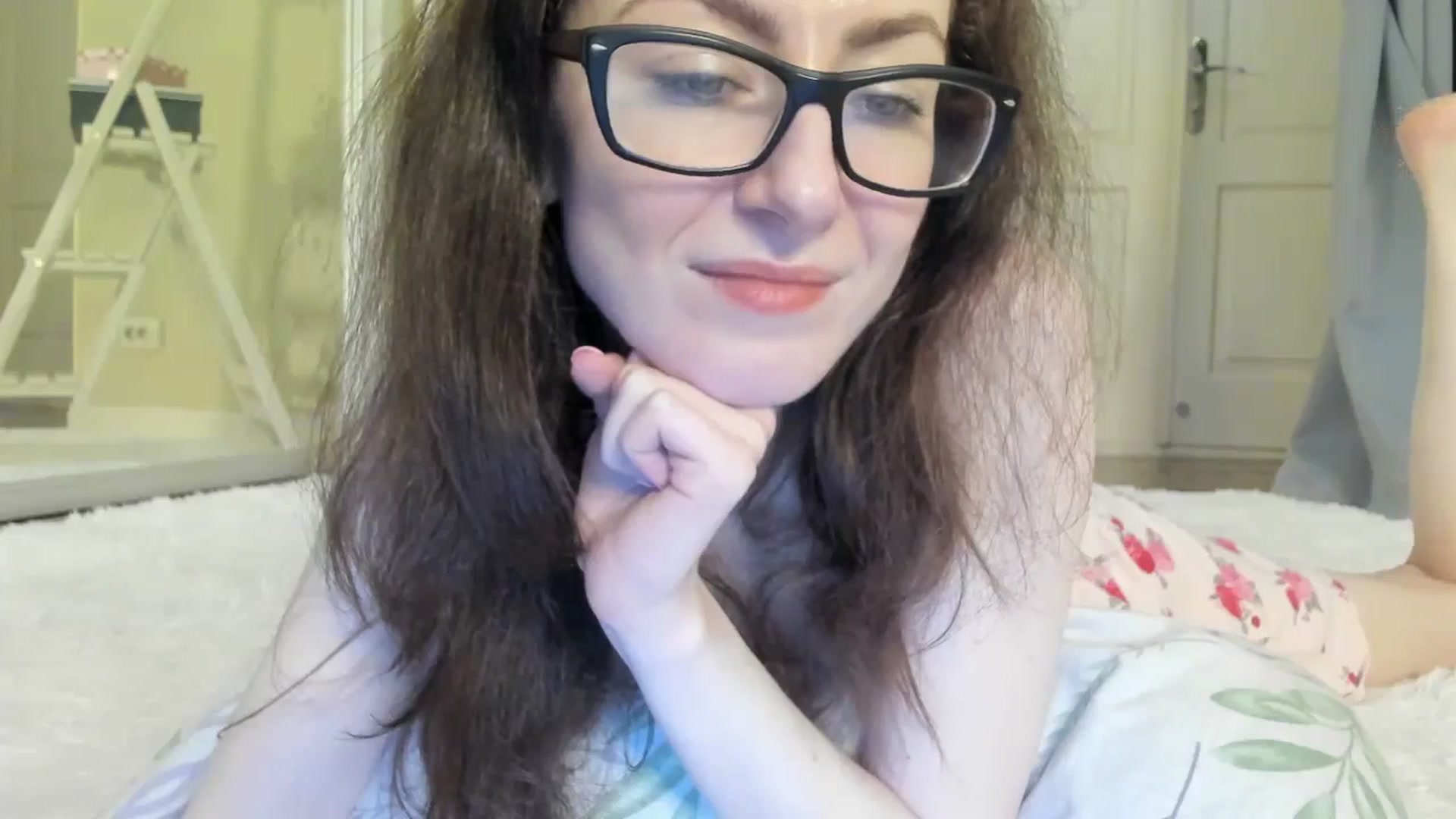 Gallery image thumbnail from Baby_Jewel's myfreecams stream on, 06/17/2024, 14:04 image 2 of 20