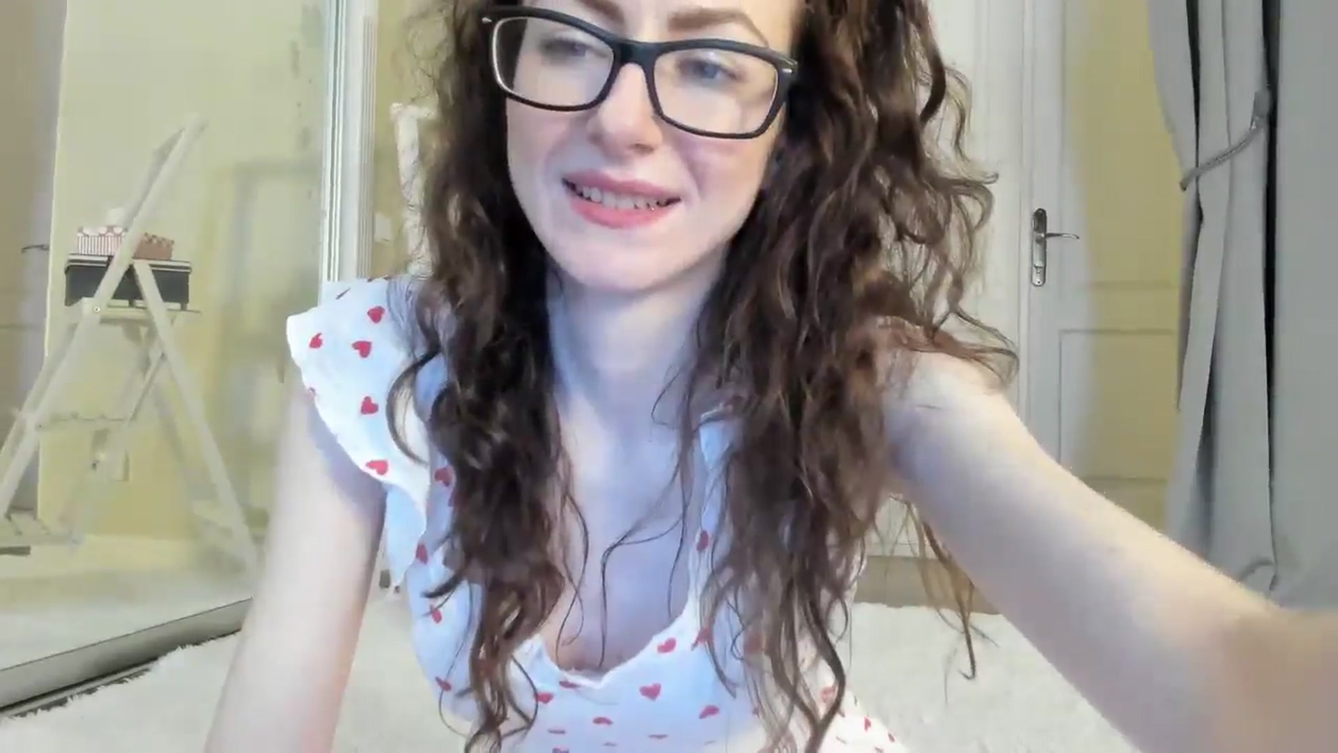Gallery image thumbnail from Baby_Jewel's myfreecams stream on, 06/19/2024, 12:47 image 6 of 20