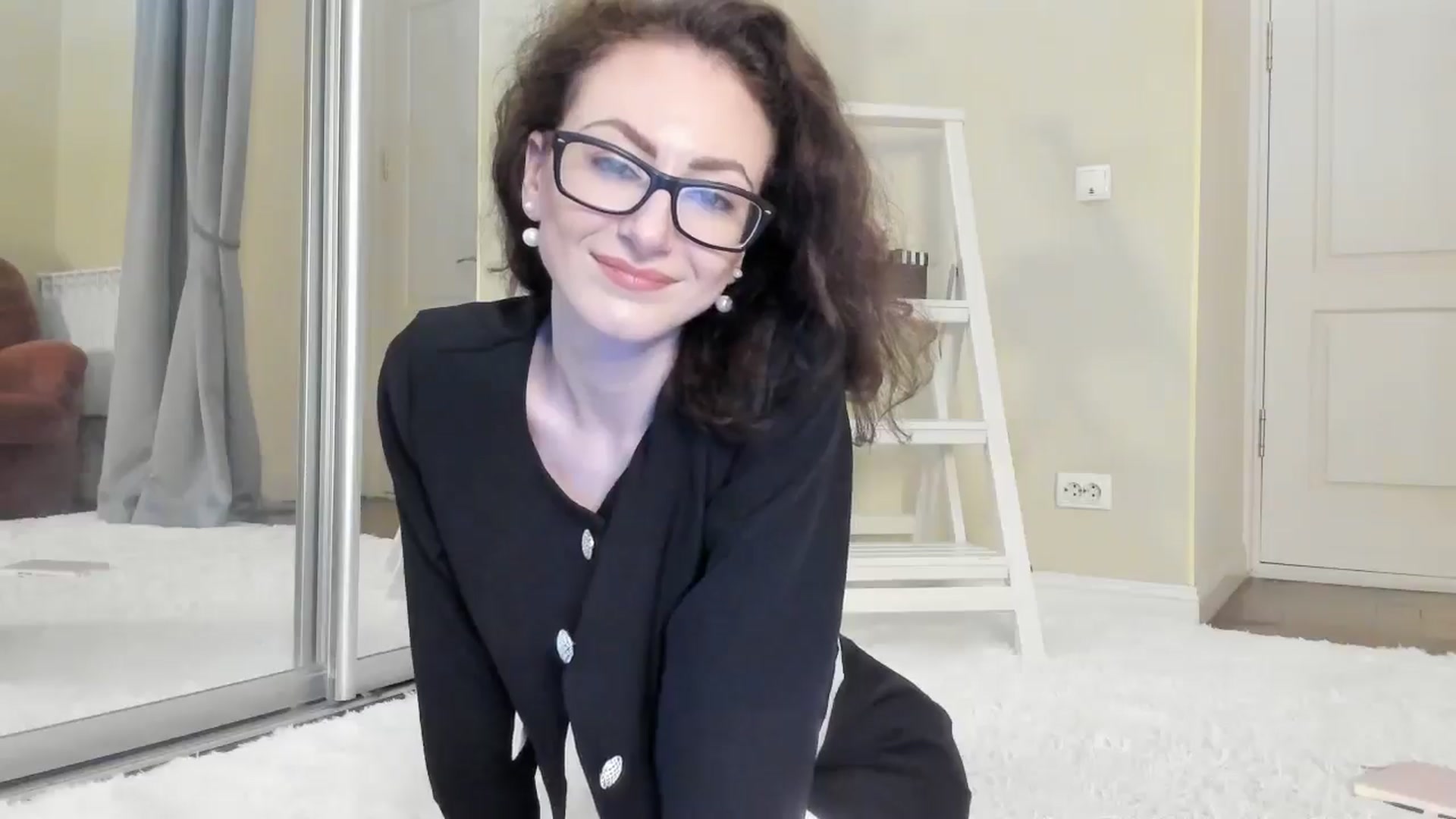 Gallery image thumbnail from Baby_Jewel's myfreecams stream on, 06/20/2024, 09:33 image 8 of 20