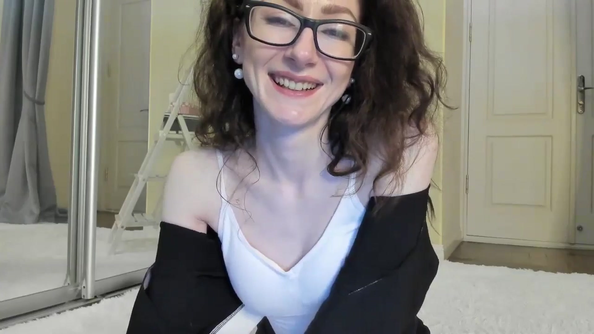 Gallery image thumbnail from Baby_Jewel's myfreecams stream on, 06/20/2024, 15:02 image 13 of 20