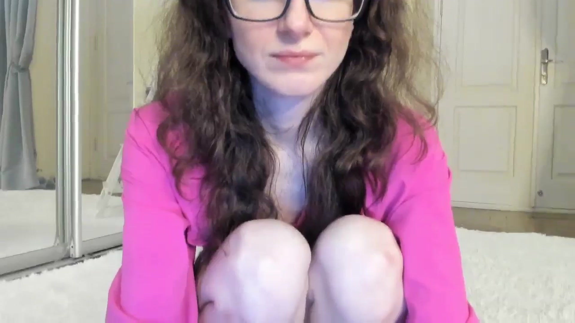 Gallery image thumbnail from Baby_Jewel's myfreecams stream on, 06/21/2024, 10:52 image 6 of 20