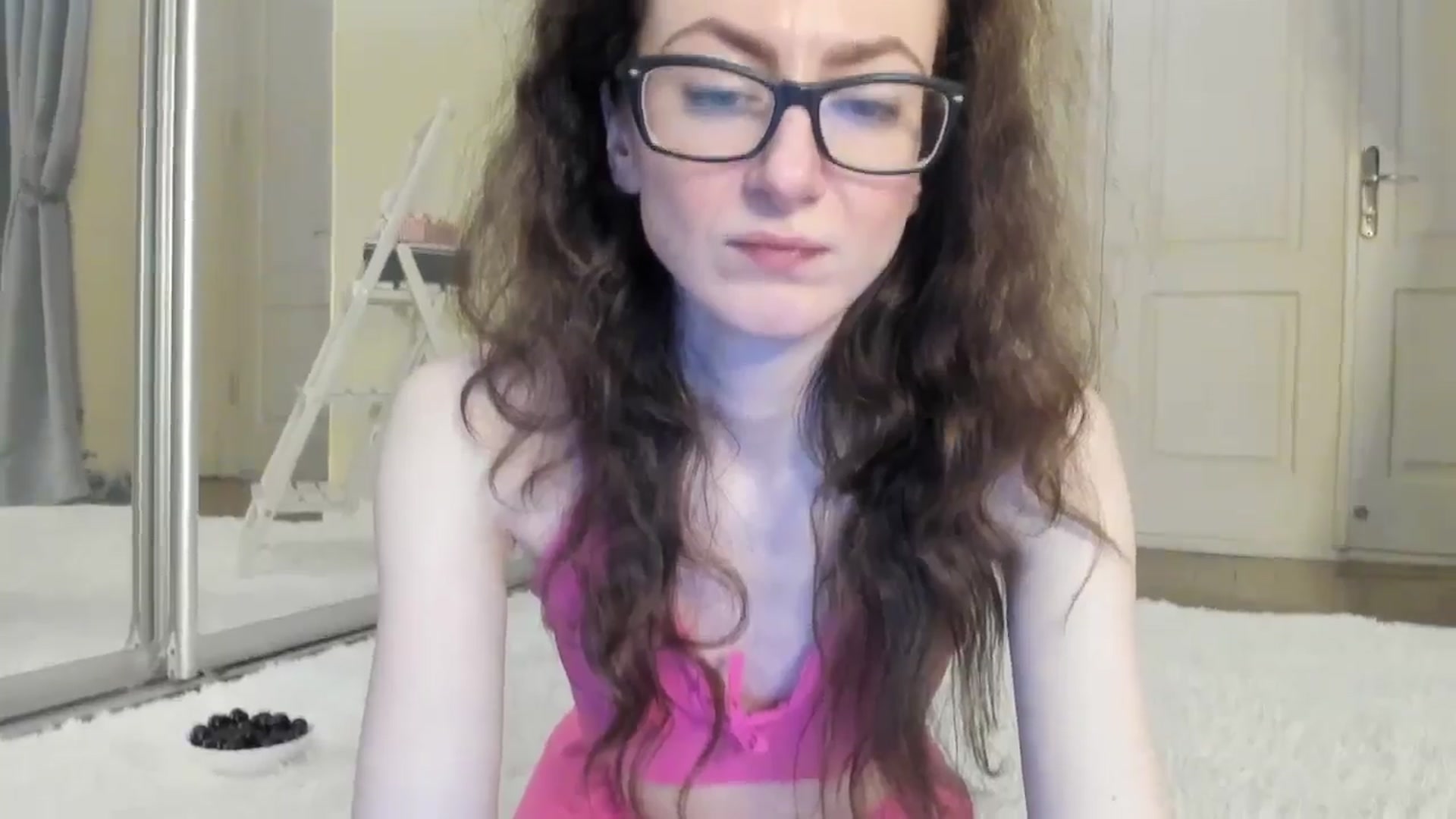 Gallery image thumbnail from Baby_Jewel's myfreecams stream on, 06/21/2024, 10:52 image 18 of 20