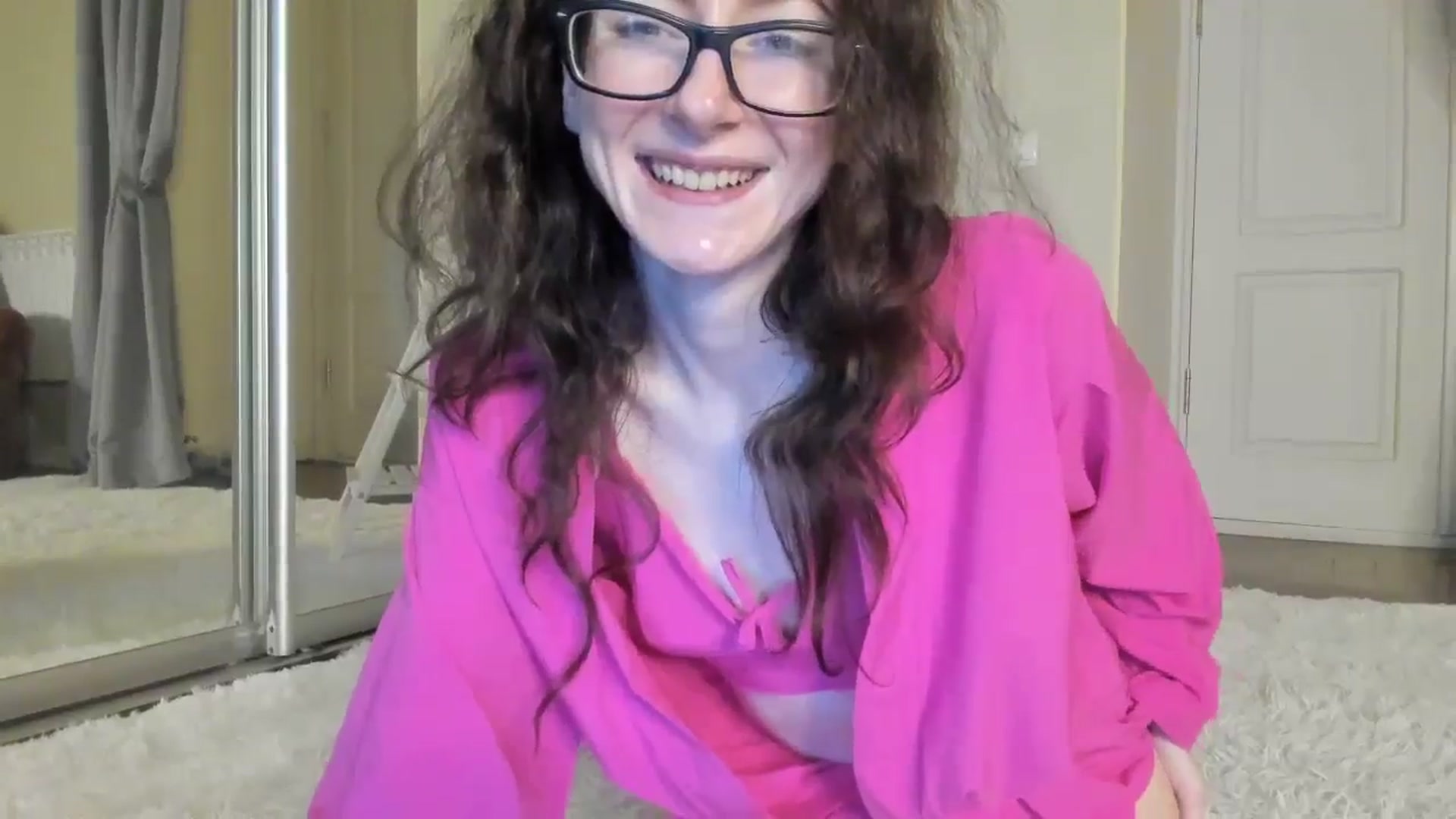 Gallery image thumbnail from Baby_Jewel's myfreecams stream on, 06/21/2024, 13:19 image 9 of 20