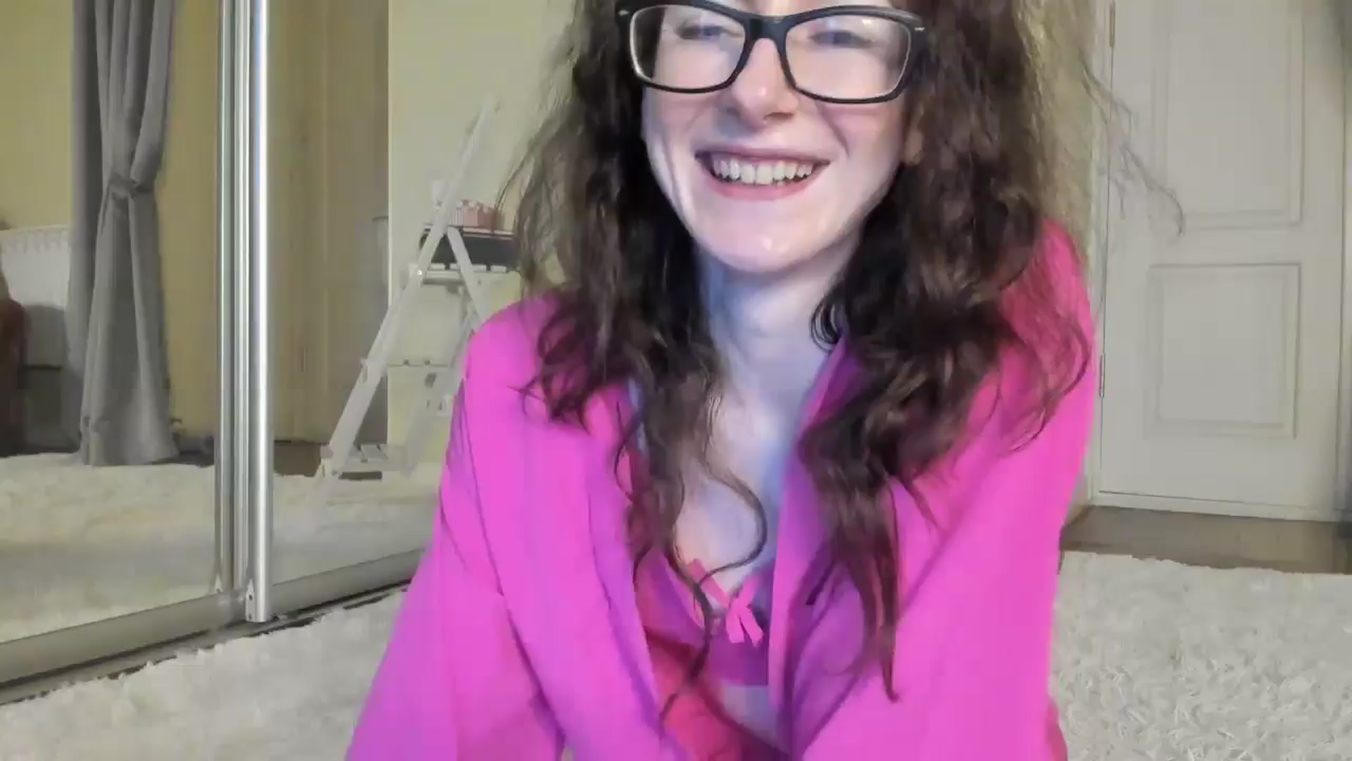 Gallery image thumbnail from Baby_Jewel's myfreecams stream on, 06/21/2024, 13:19 image 10 of 20
