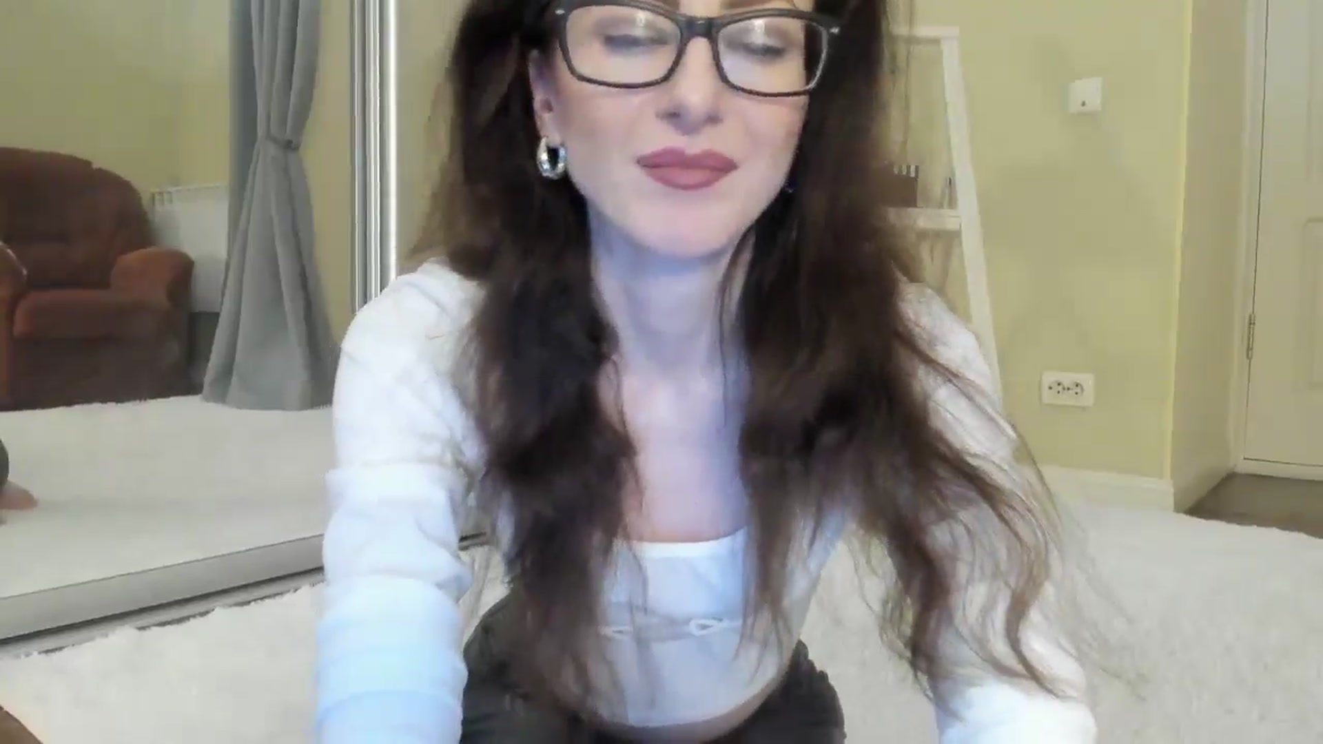Gallery image thumbnail from Baby_Jewel's myfreecams stream on, 06/24/2024, 10:39 image 19 of 20