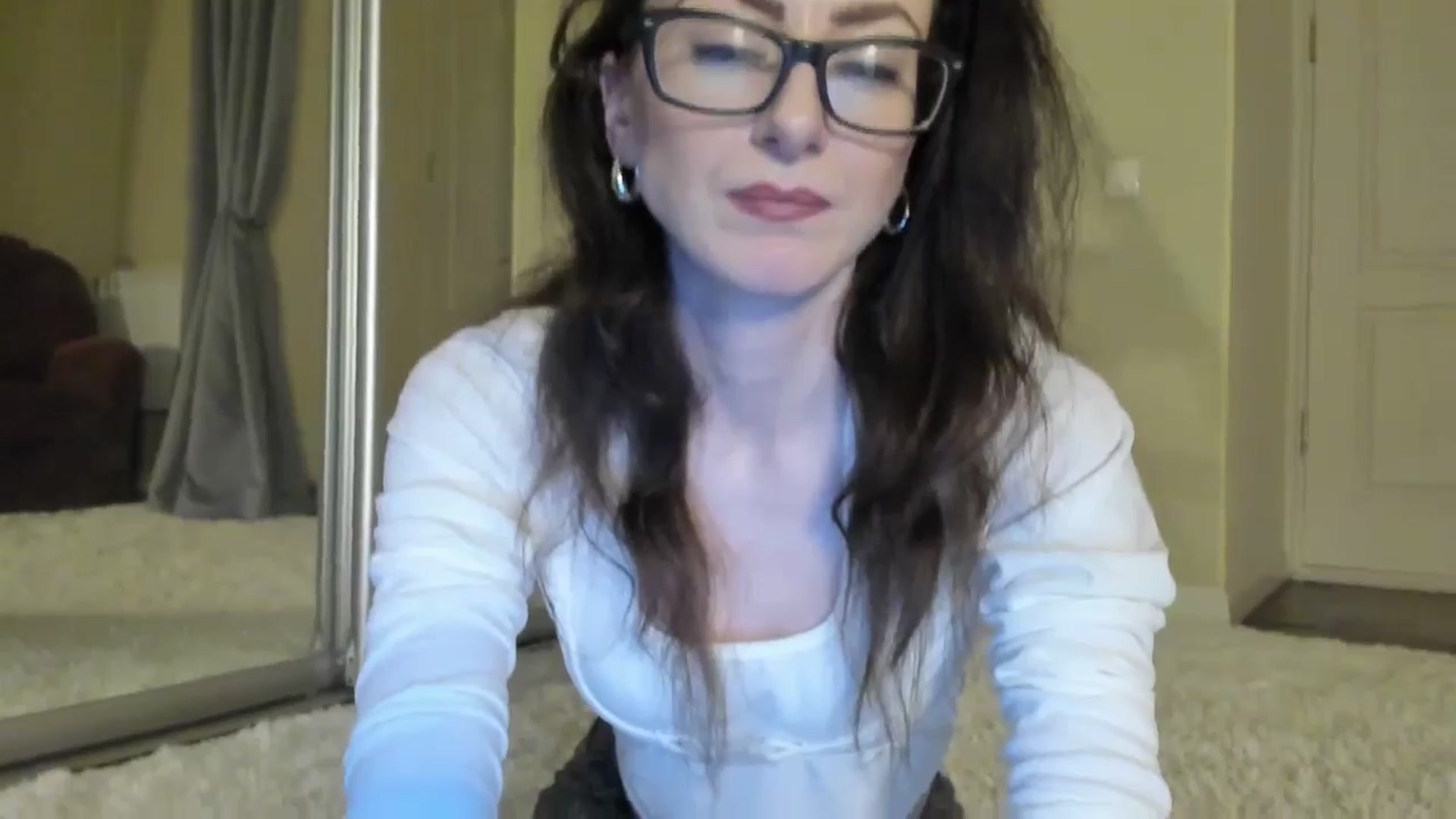 Gallery image thumbnail from Baby_Jewel's myfreecams stream on, 06/24/2024, 11:43 image 7 of 20