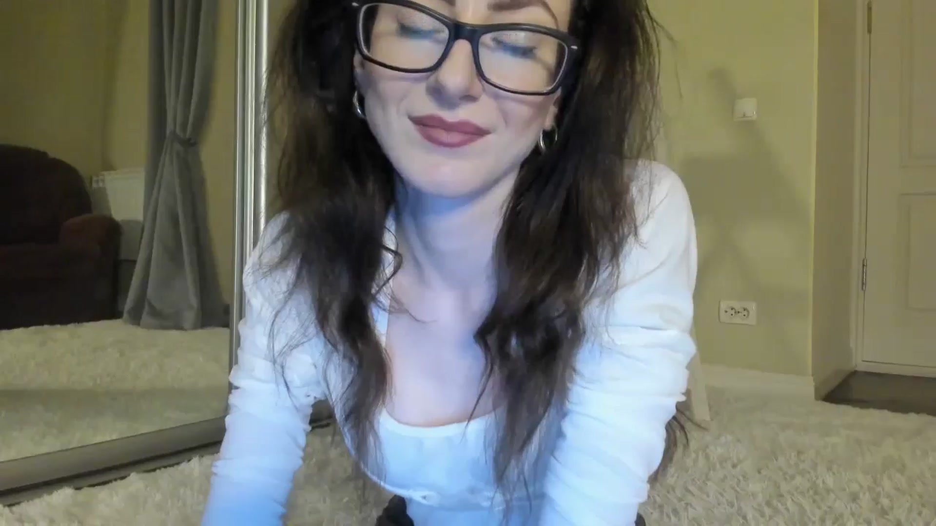 Gallery image thumbnail from Baby_Jewel's myfreecams stream on, 06/24/2024, 11:43 image 3 of 20