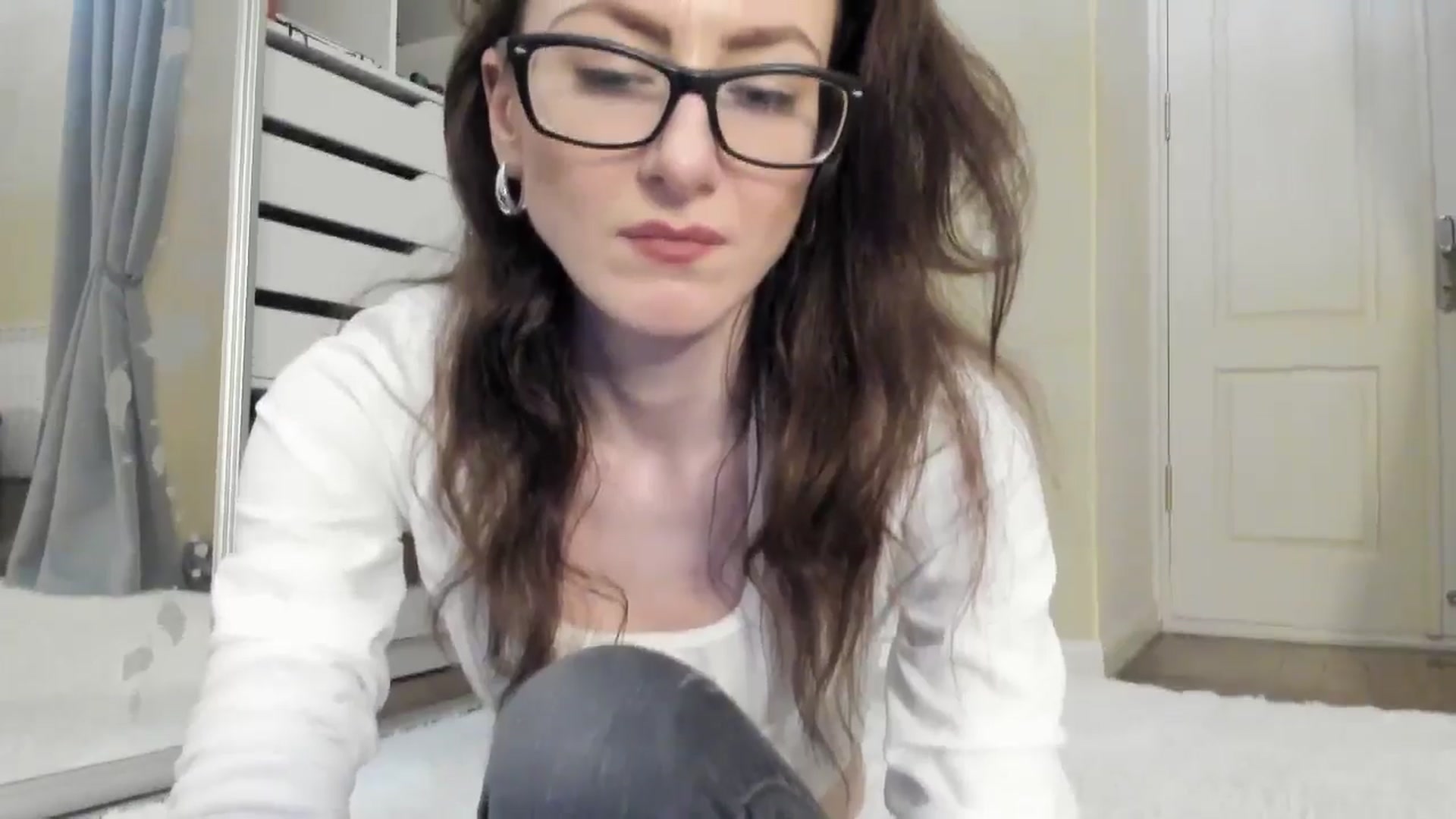 Gallery image thumbnail from Baby_Jewel's myfreecams stream on, 06/24/2024, 13:44 image 7 of 20