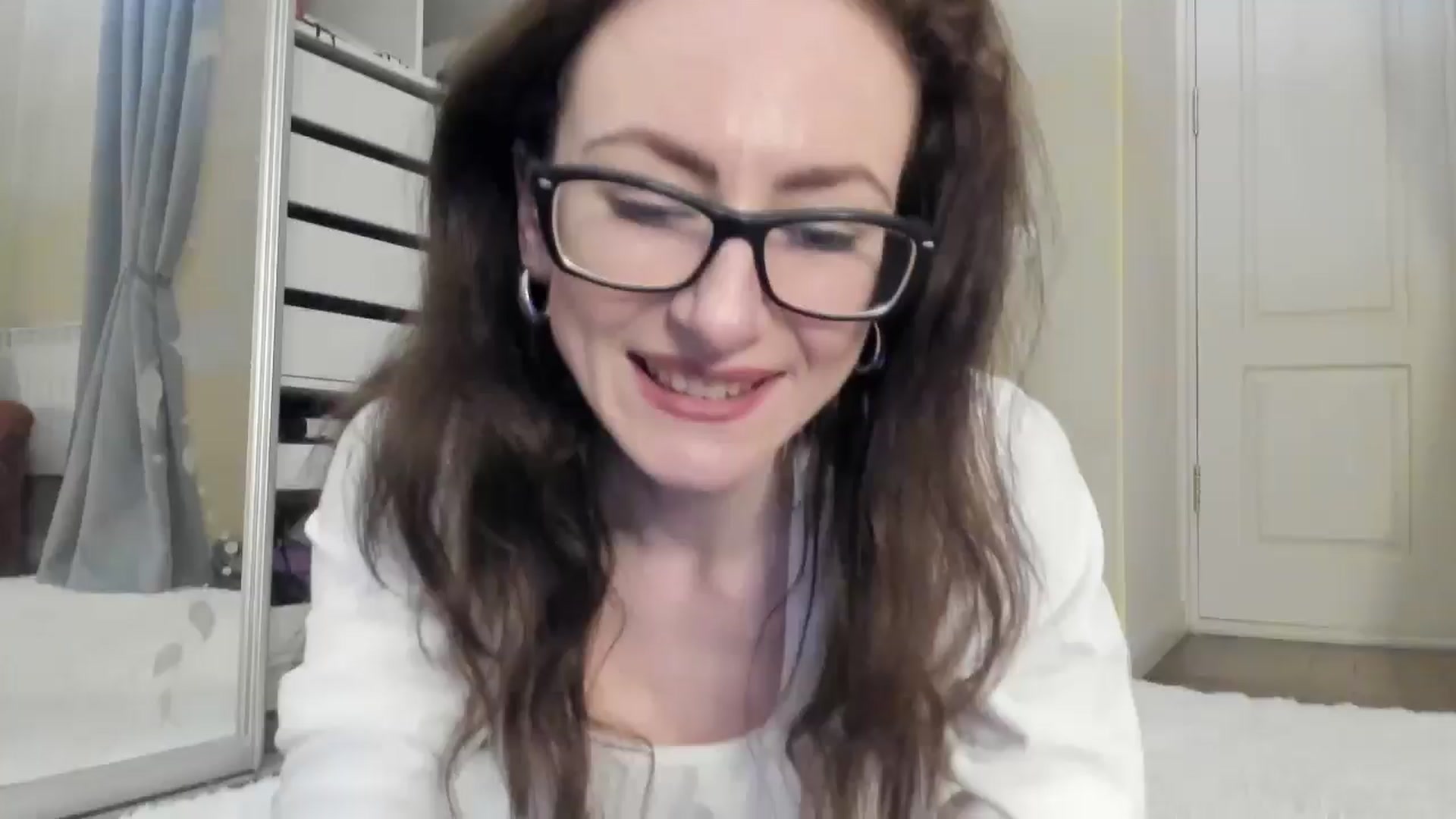 Gallery image thumbnail from Baby_Jewel's myfreecams stream on, 06/24/2024, 13:44 image 5 of 20