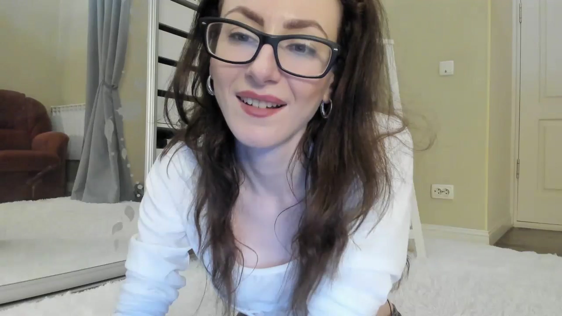 Gallery image thumbnail from Baby_Jewel's myfreecams stream on, 06/24/2024, 13:44 image 10 of 20