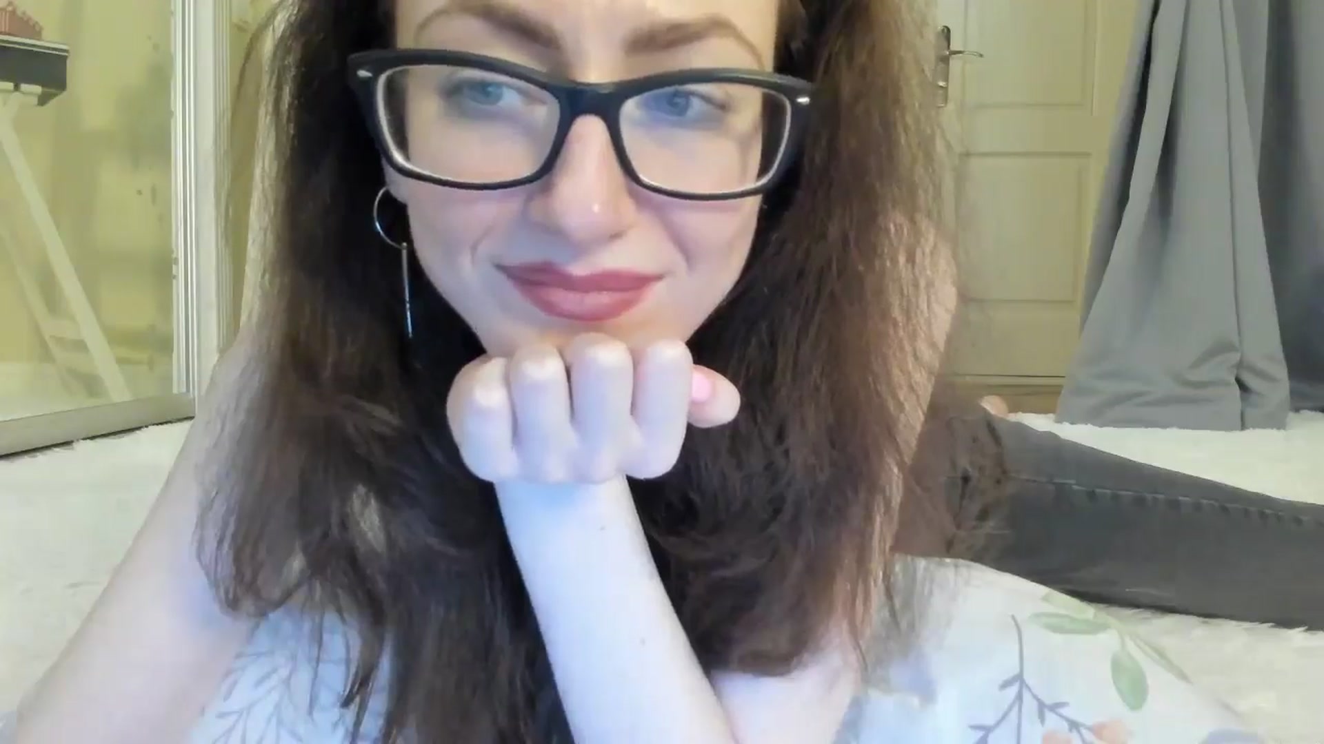 Gallery image thumbnail from Baby_Jewel's myfreecams stream on, 06/28/2024, 12:22 image 11 of 20