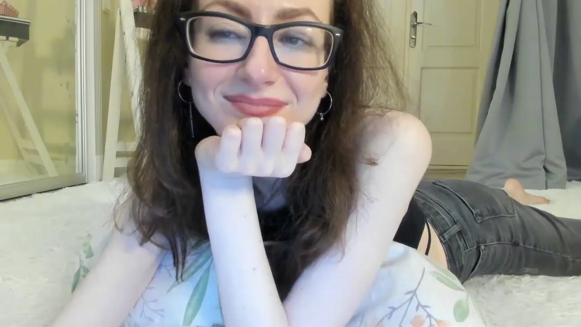 Gallery image thumbnail from Baby_Jewel's myfreecams stream on, 06/28/2024, 12:22 image 15 of 20