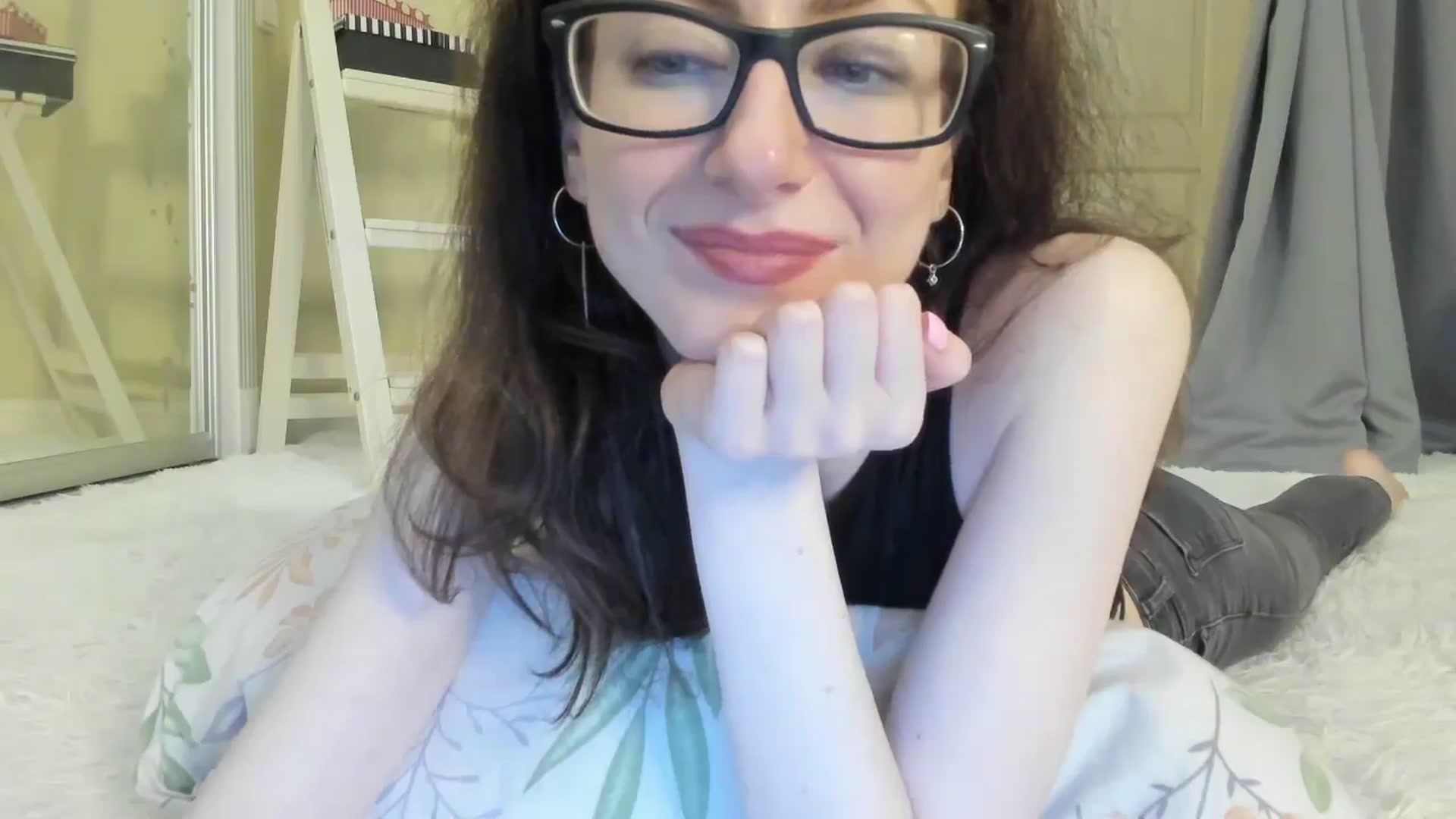 Gallery image thumbnail from Baby_Jewel's myfreecams stream on, 06/28/2024, 12:22 image 16 of 20