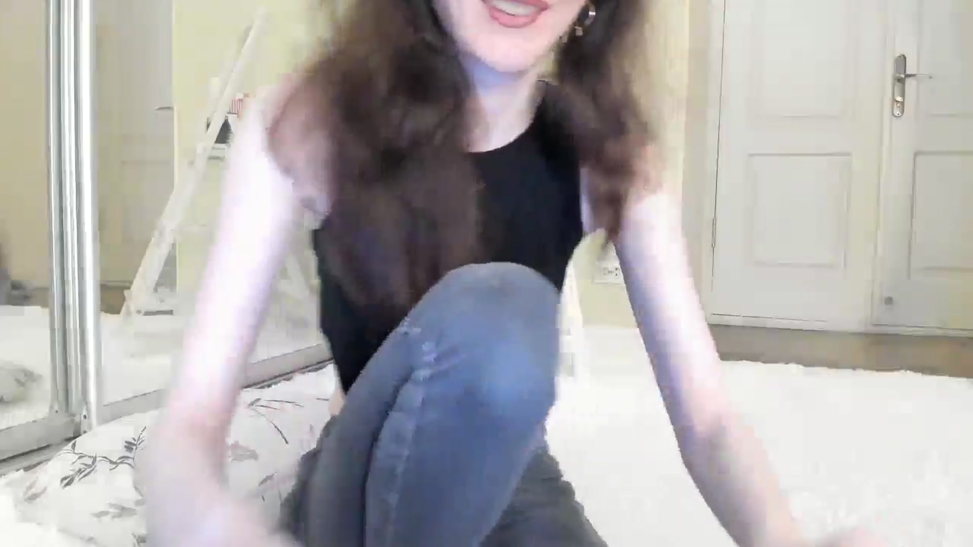 Gallery image thumbnail from Baby_Jewel's myfreecams stream on, 06/28/2024, 12:22 image 7 of 20