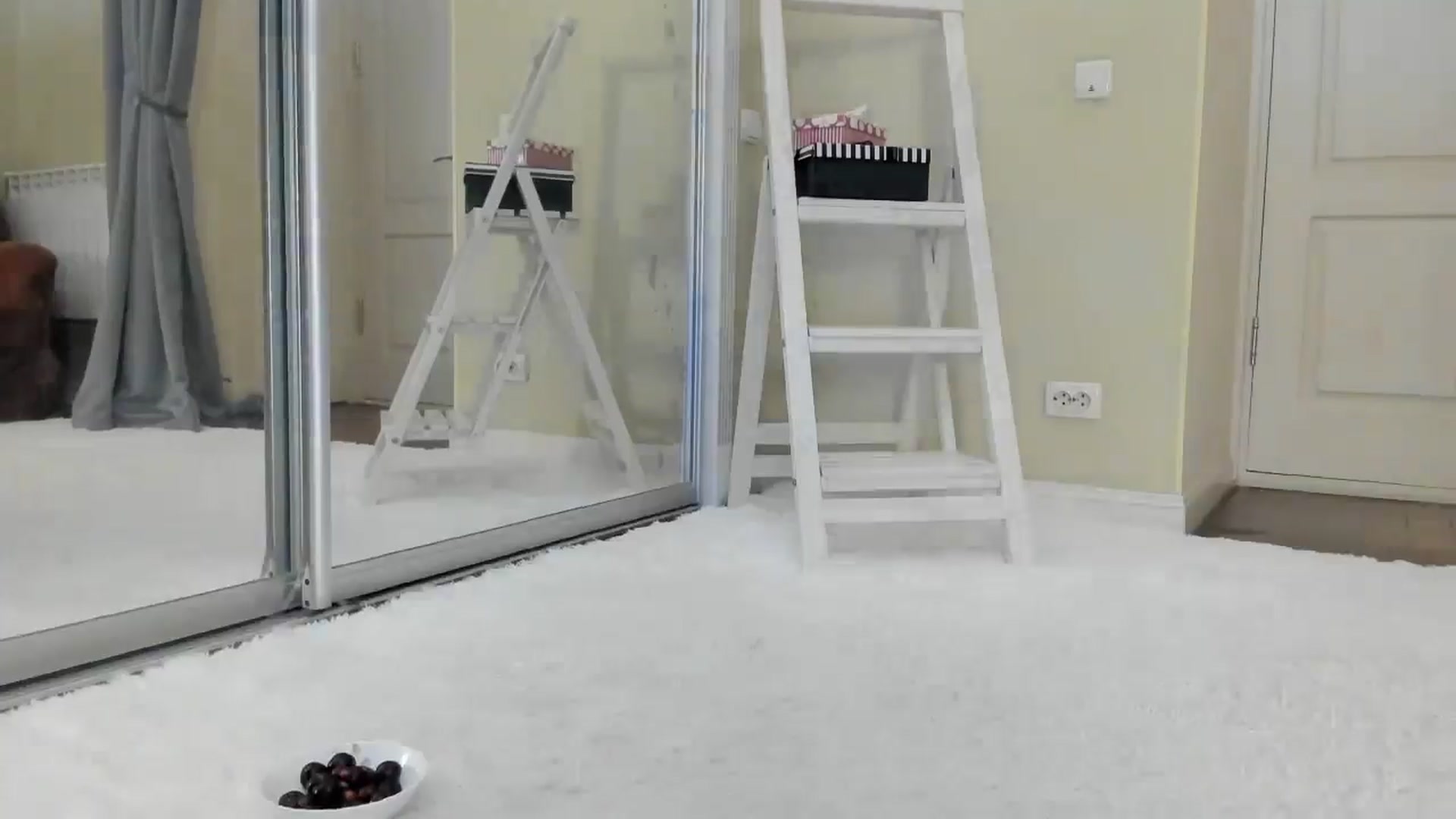 Gallery image thumbnail from Baby_Jewel's myfreecams stream on, 06/30/2024, 10:36 image 15 of 20