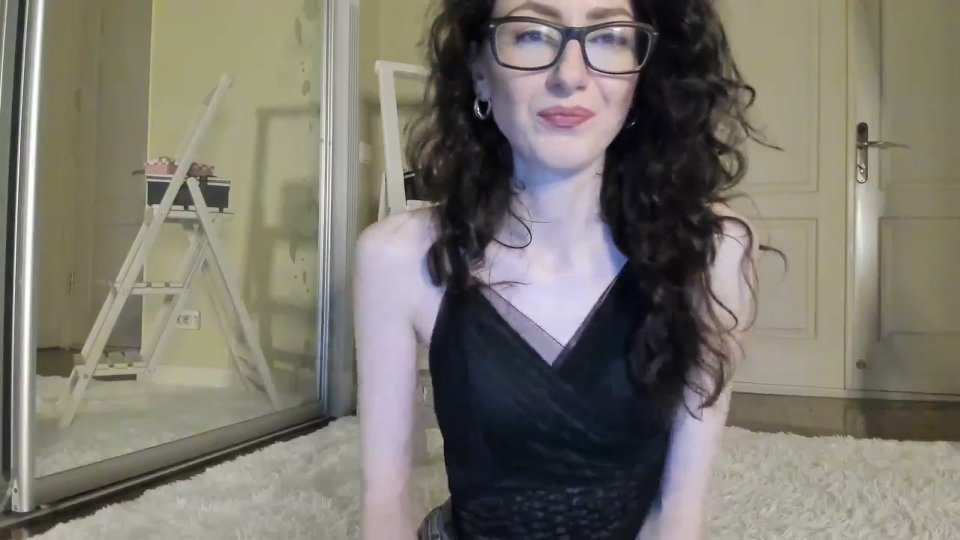 Gallery image thumbnail from Baby_Jewel's myfreecams stream on, 07/10/2024, 09:17 image 10 of 20