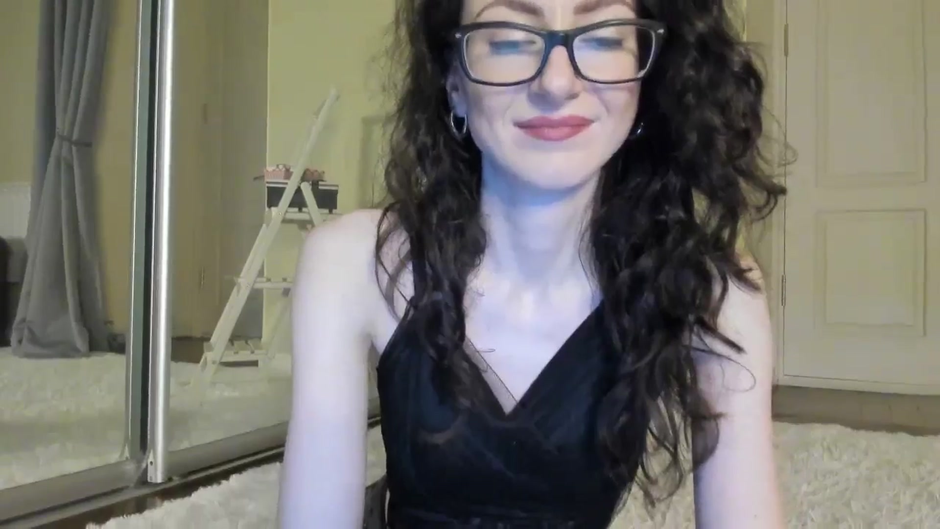 Gallery image thumbnail from Baby_Jewel's myfreecams stream on, 07/10/2024, 11:10 image 17 of 20