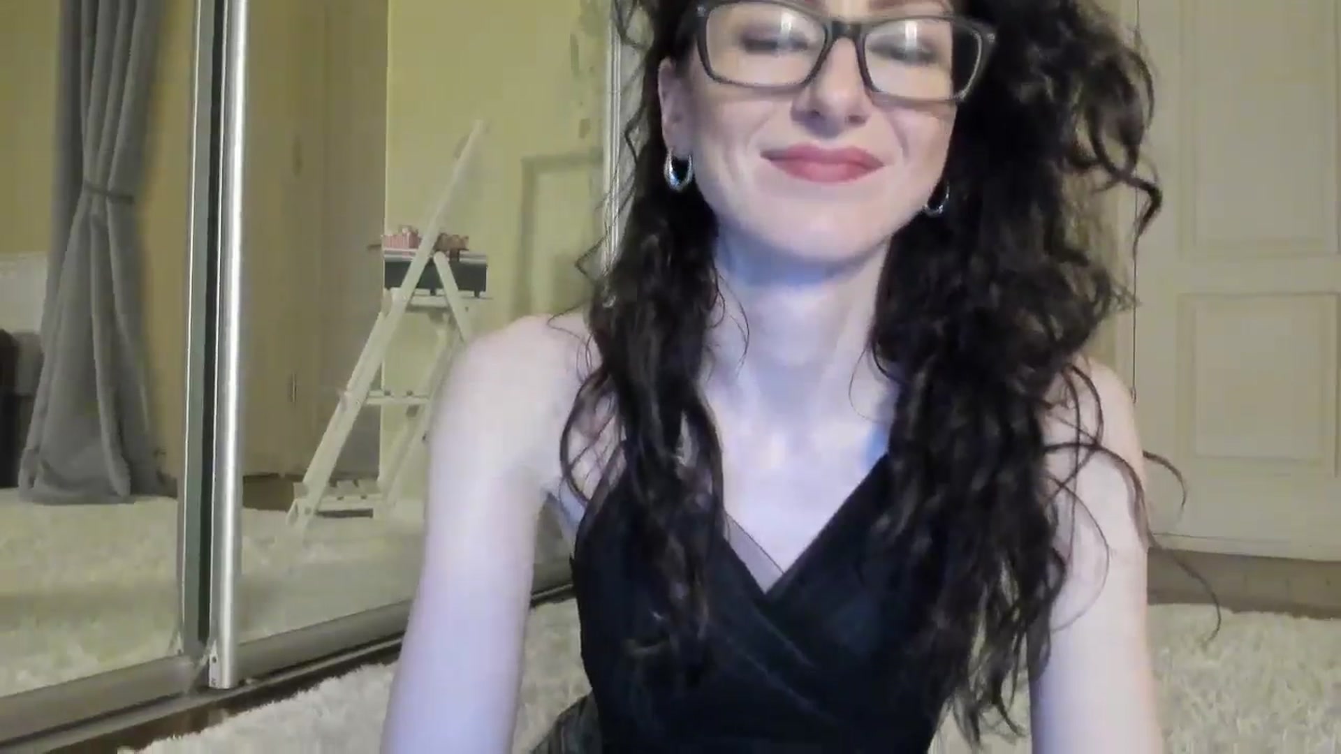 Gallery image thumbnail from Baby_Jewel's myfreecams stream on, 07/10/2024, 12:28 image 8 of 20