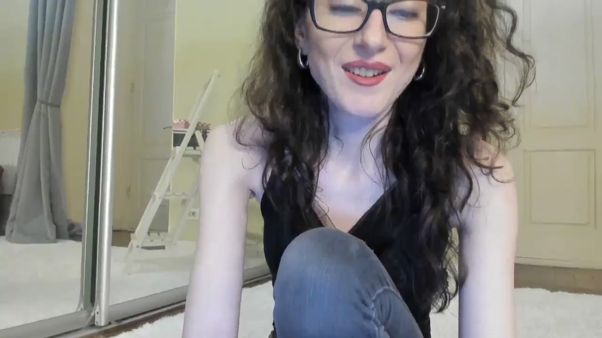 Gallery image thumbnail from Baby_Jewel's myfreecams stream on, 07/10/2024, 13:35 image 13 of 20