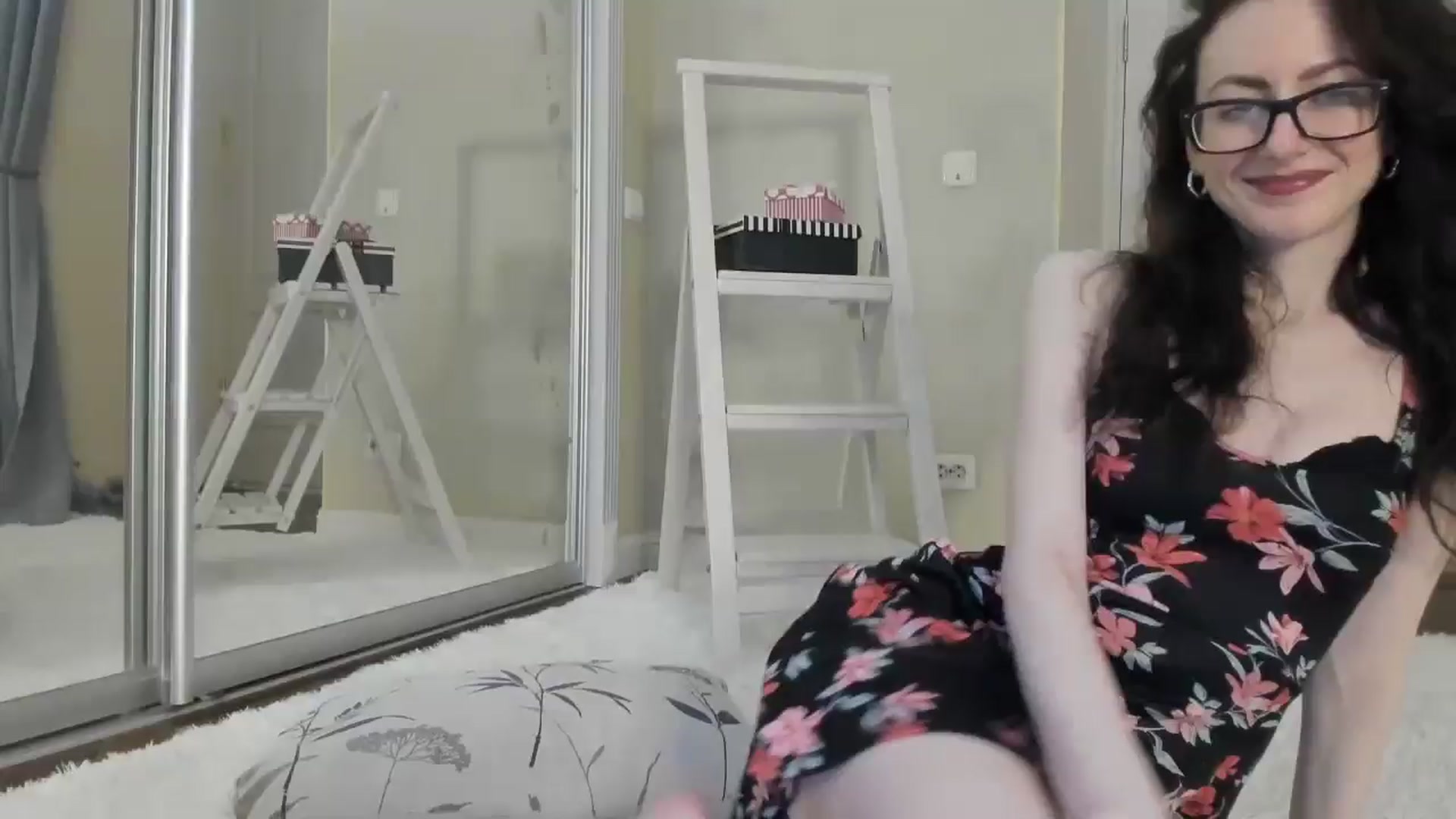 Gallery image thumbnail from Baby_Jewel's myfreecams stream on, 07/14/2024, 12:01 image 16 of 20