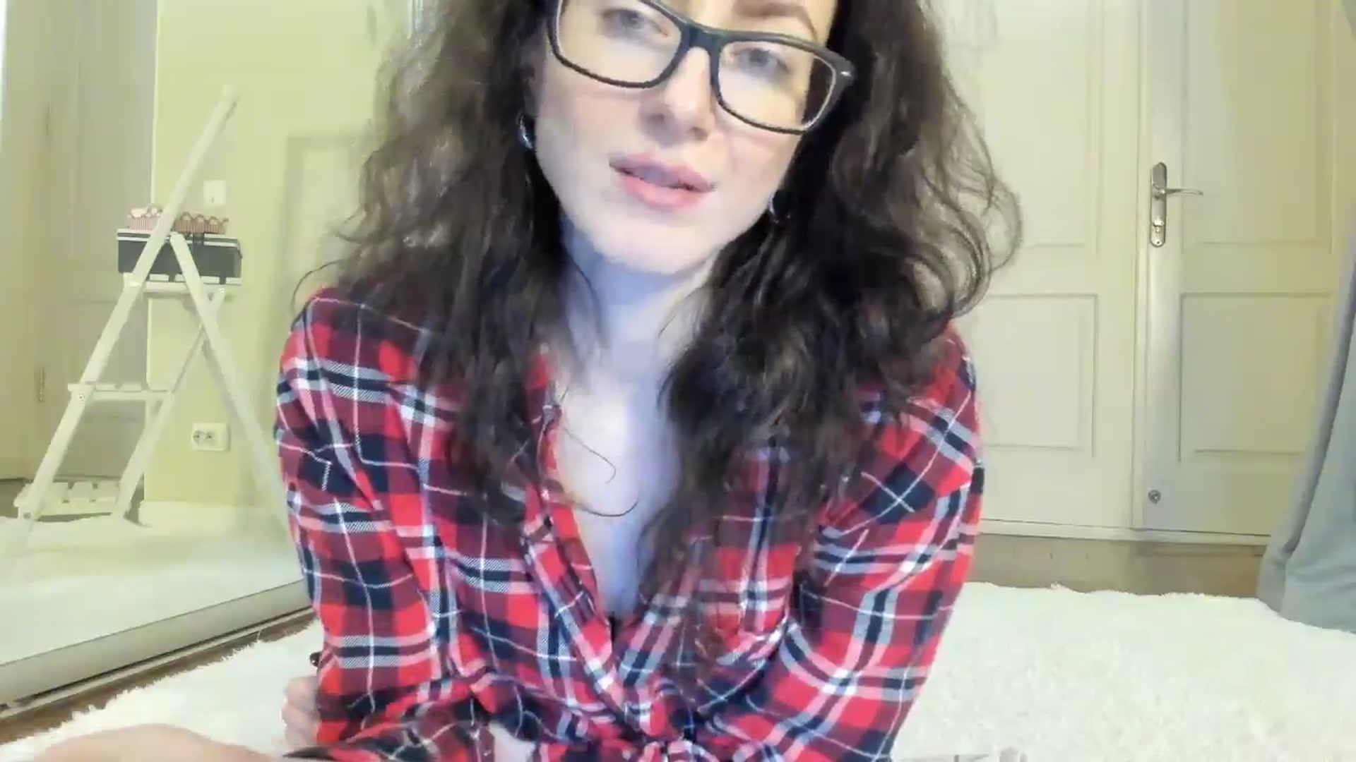 Gallery image thumbnail from Baby_Jewel's myfreecams stream on, 07/19/2024, 11:39 image 10 of 20