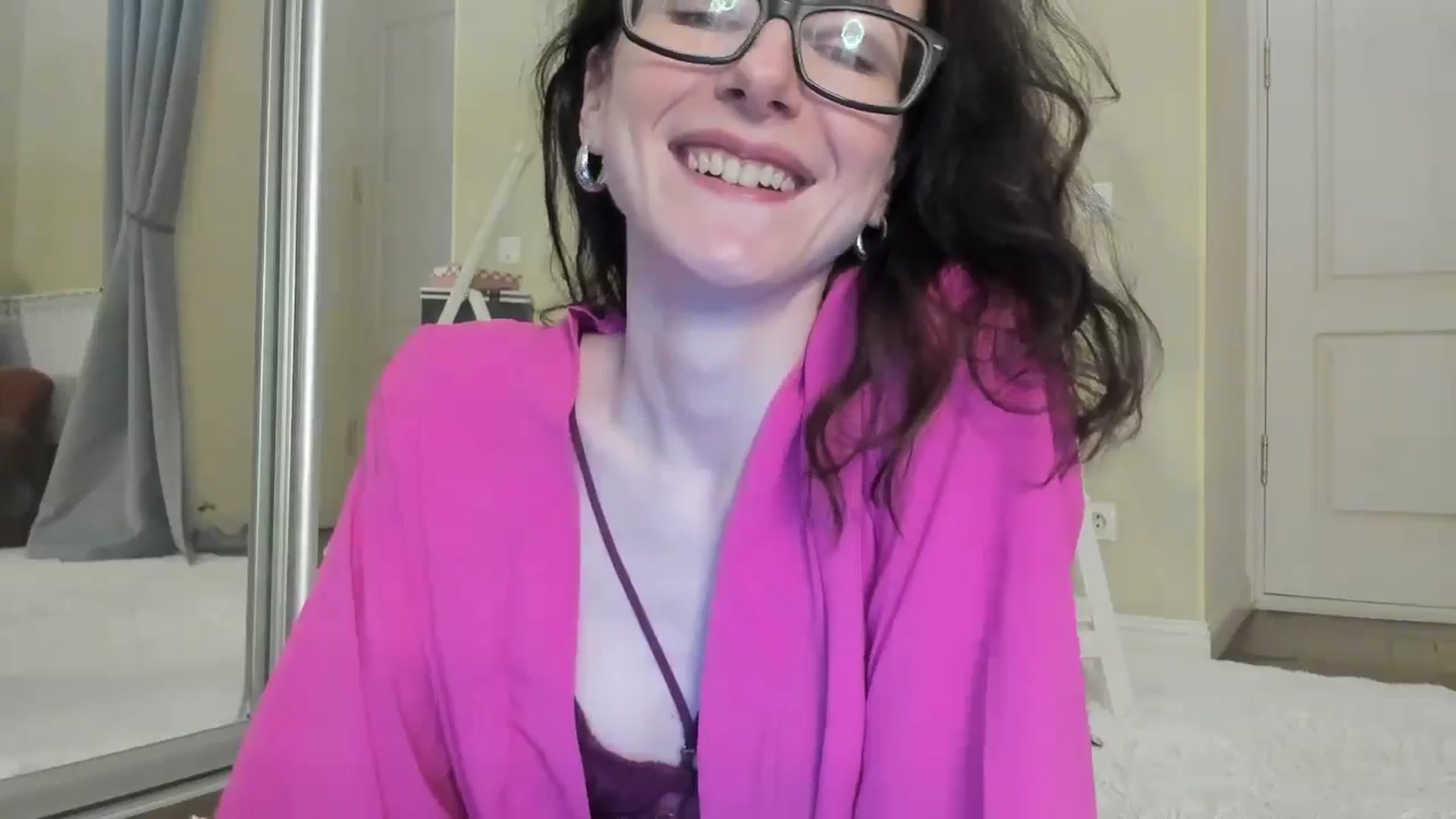 Gallery image thumbnail from Baby_Jewel's myfreecams stream on, 07/20/2024, 14:03 image 8 of 20