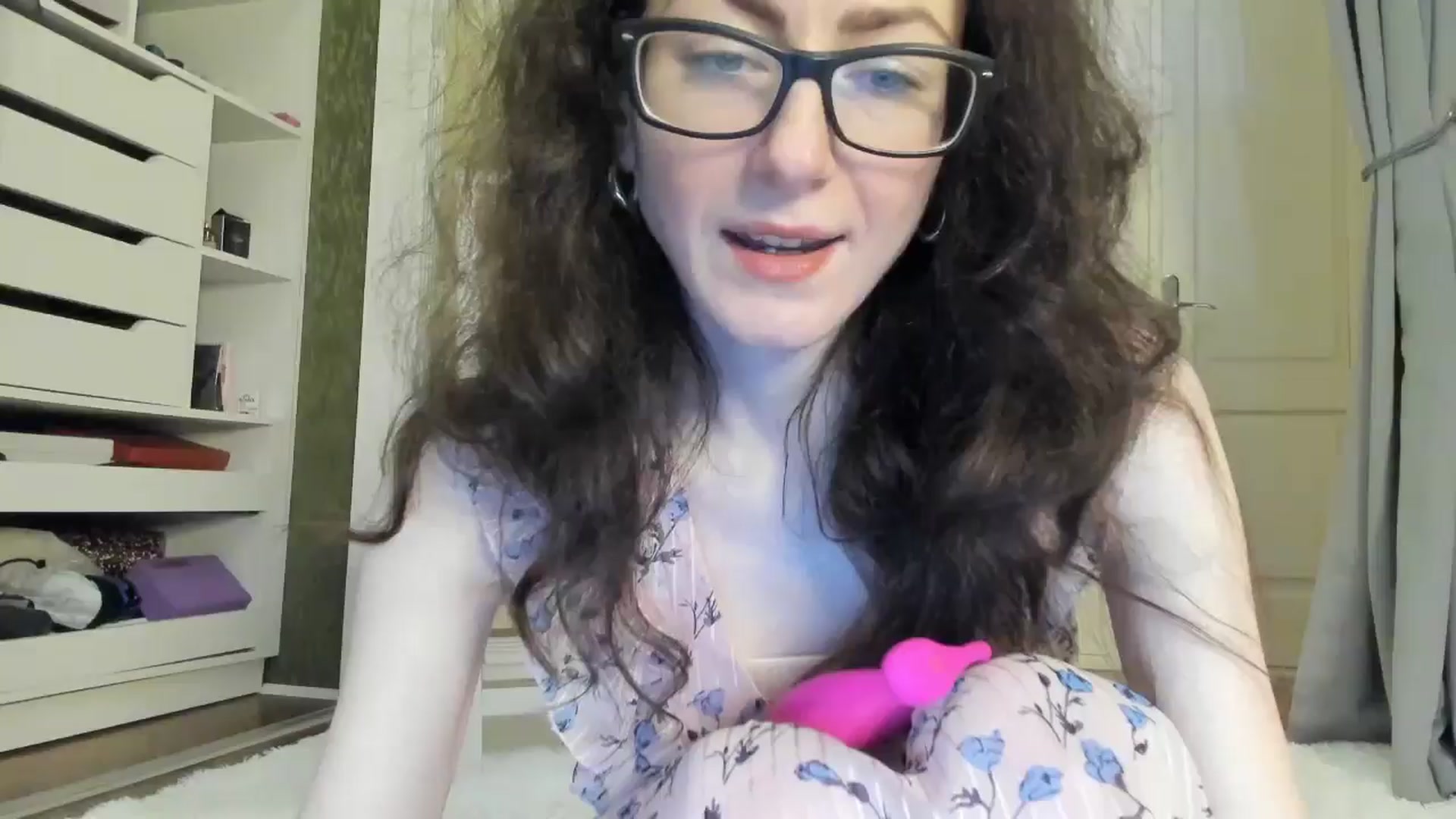 Gallery image thumbnail from Baby_Jewel's myfreecams stream on, 07/26/2024, 08:31 image 1 of 20