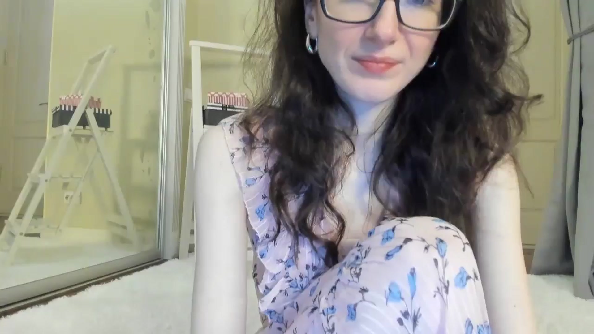 Gallery image thumbnail from Baby_Jewel's myfreecams stream on, 07/26/2024, 09:39 image 8 of 20
