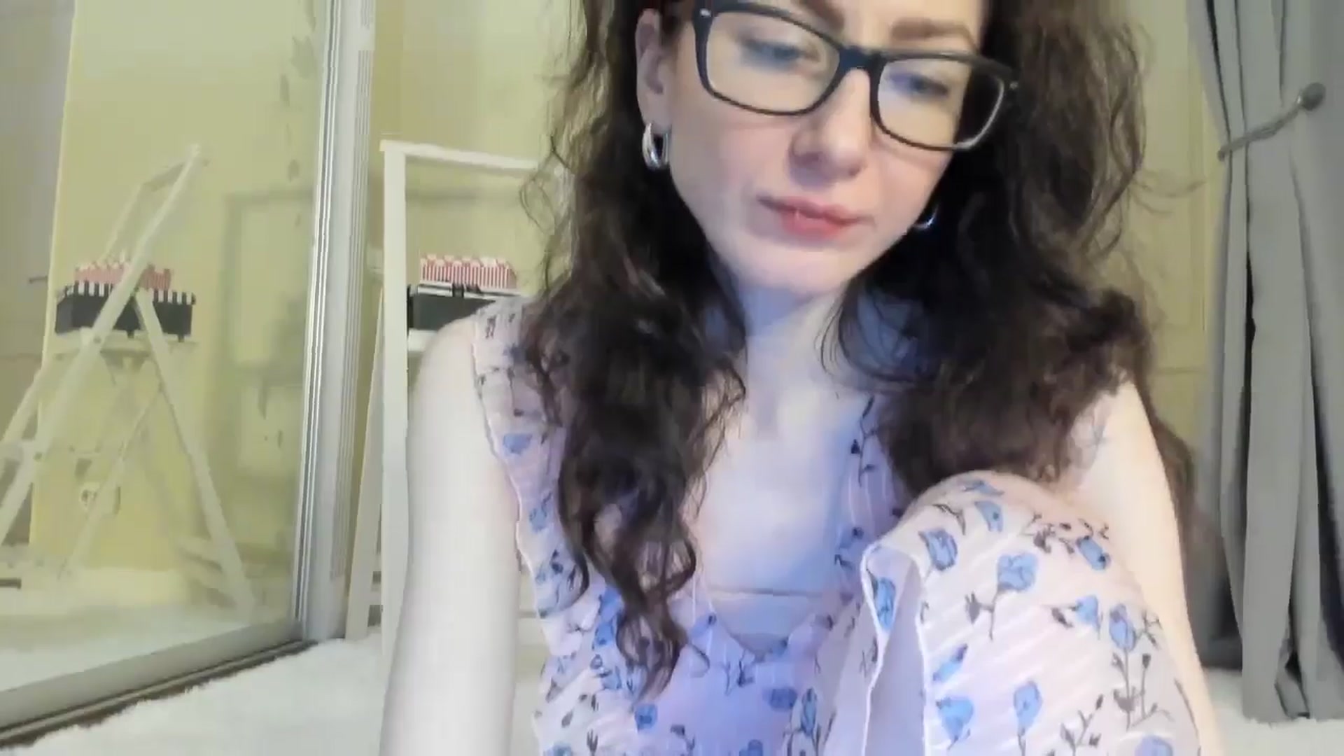 Gallery image thumbnail from Baby_Jewel's myfreecams stream on, 07/26/2024, 09:39 image 4 of 20