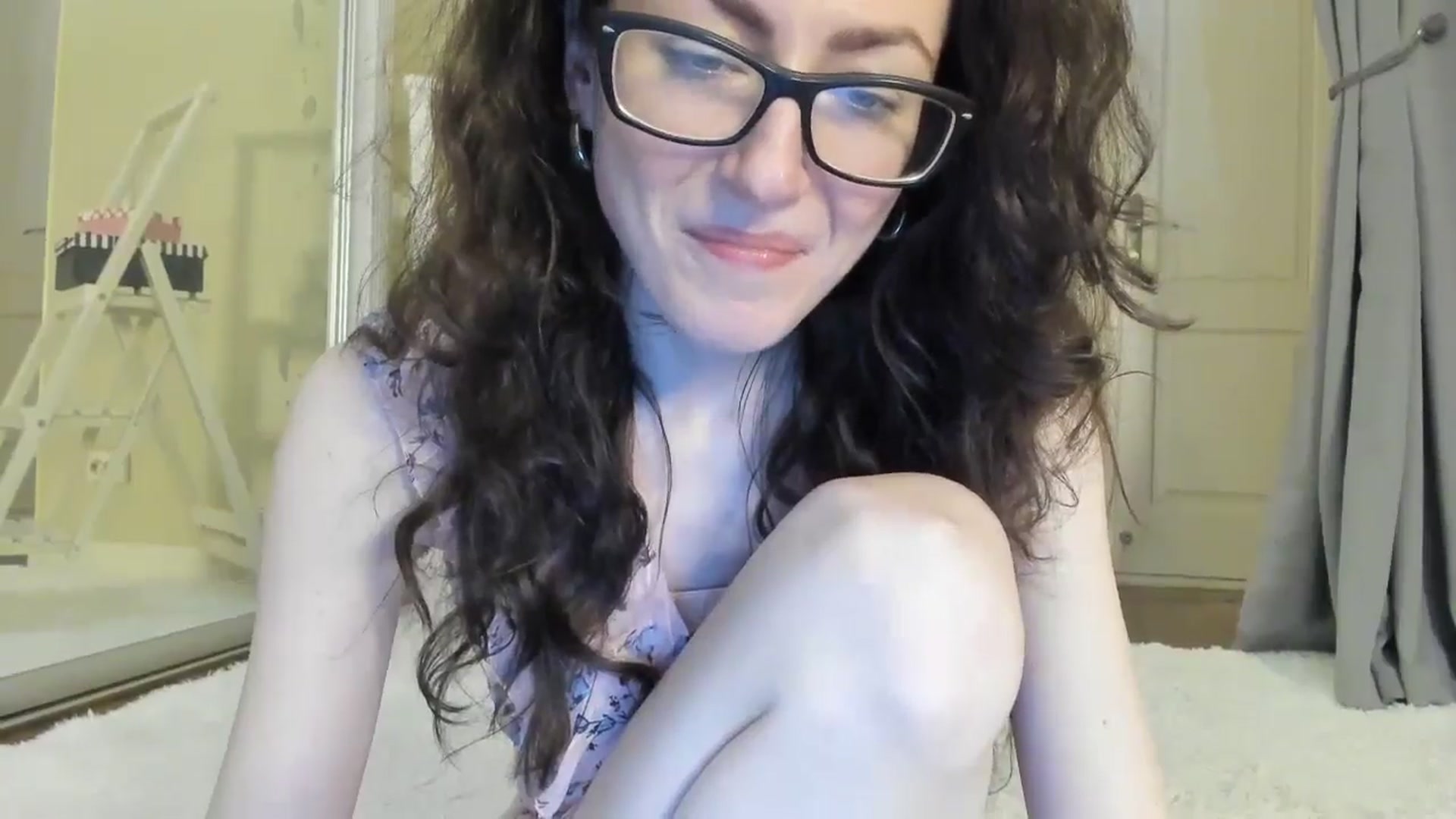 Gallery image thumbnail from Baby_Jewel's myfreecams stream on, 07/26/2024, 13:28 image 12 of 20
