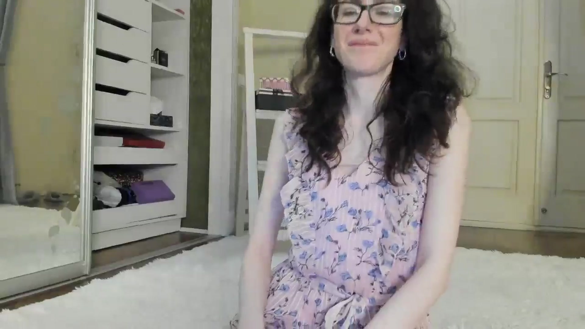 Gallery image thumbnail from Baby_Jewel's myfreecams stream on, 07/26/2024, 14:02 image 18 of 20