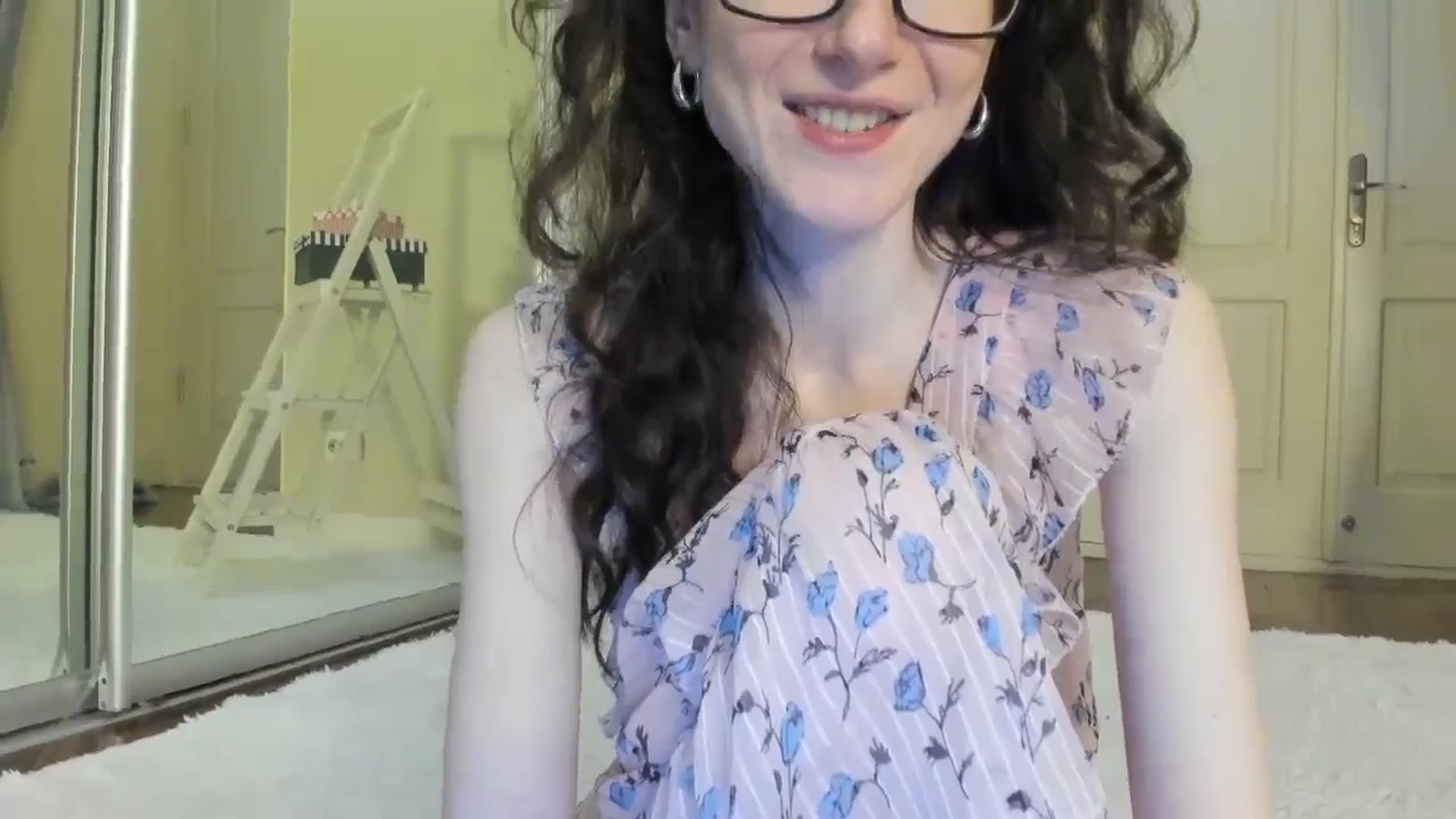 Gallery image thumbnail from Baby_Jewel's myfreecams stream on, 07/26/2024, 14:02 image 5 of 20