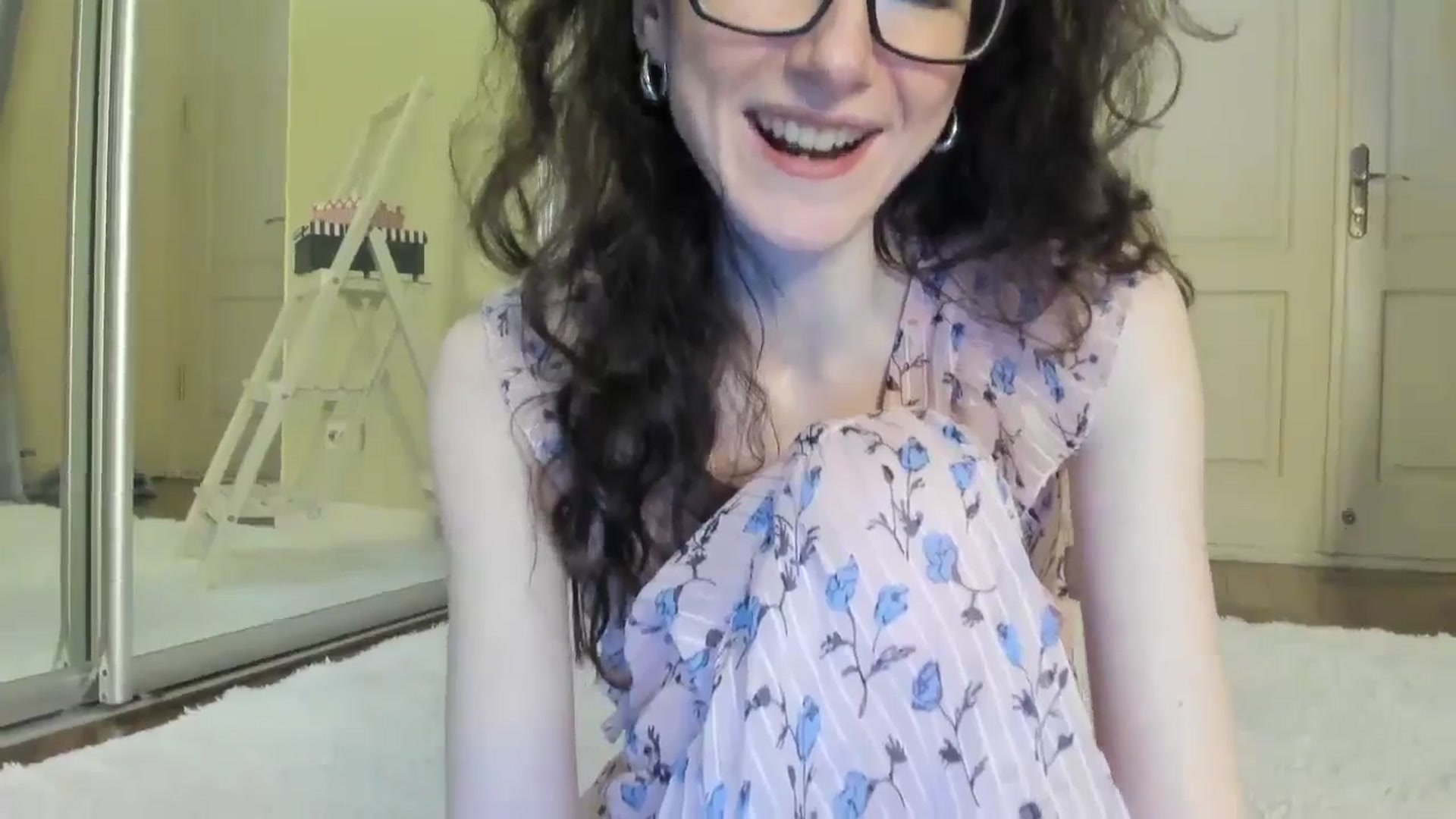 Gallery image thumbnail from Baby_Jewel's myfreecams stream on, 07/26/2024, 14:02 image 7 of 20