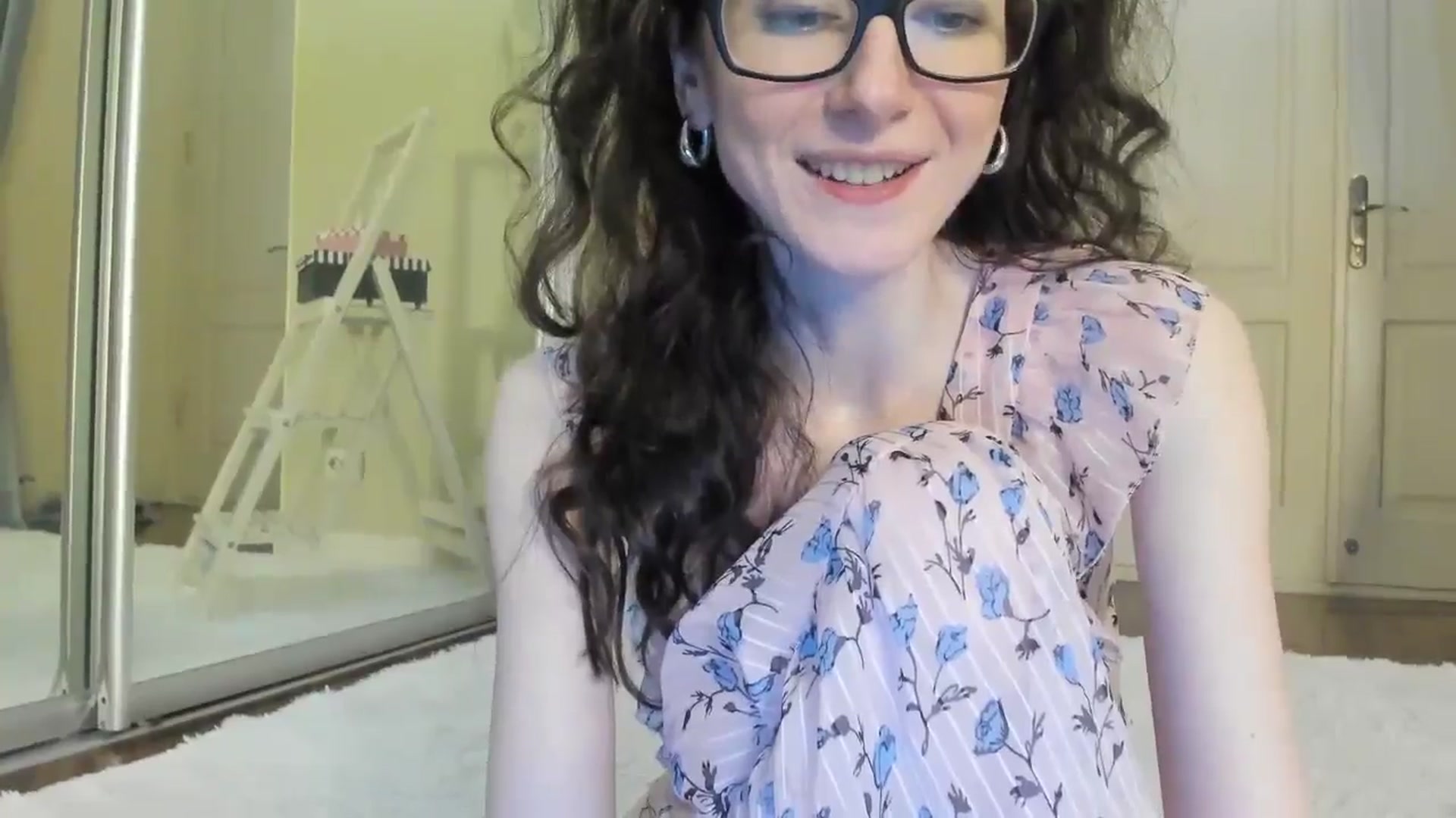 Gallery image thumbnail from Baby_Jewel's myfreecams stream on, 07/26/2024, 14:02 image 3 of 20