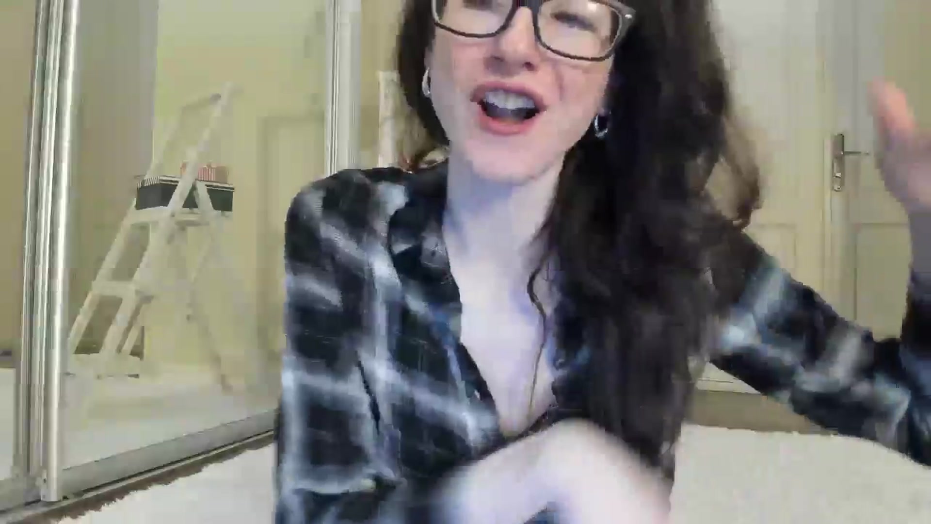 Gallery image thumbnail from Baby_Jewel's myfreecams stream on, 08/02/2024, 09:43 image 17 of 20