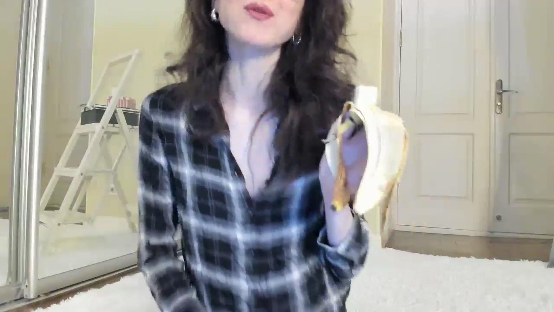 Gallery image thumbnail from Baby_Jewel's myfreecams stream on, 08/02/2024, 09:43 image 12 of 20