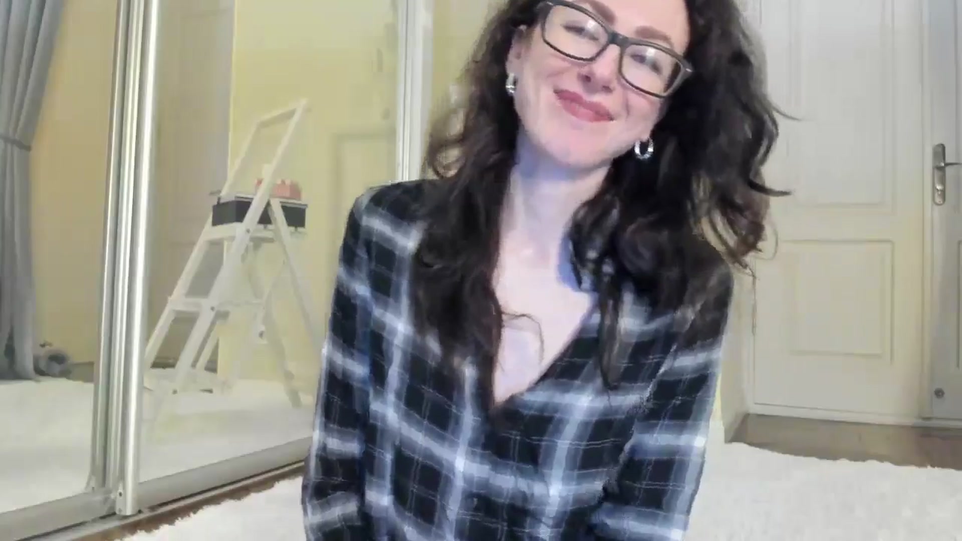 Gallery image thumbnail from Baby_Jewel's myfreecams stream on, 08/02/2024, 11:30 image 18 of 20