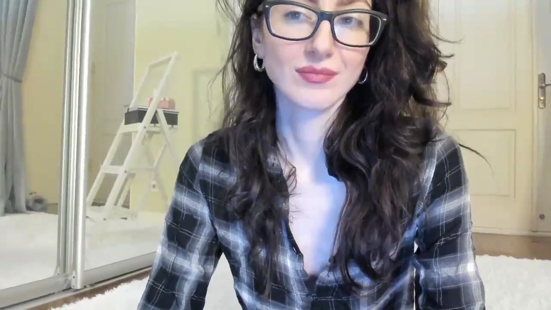 Gallery image thumbnail from Baby_Jewel's myfreecams stream on, 08/02/2024, 11:30 image 3 of 20