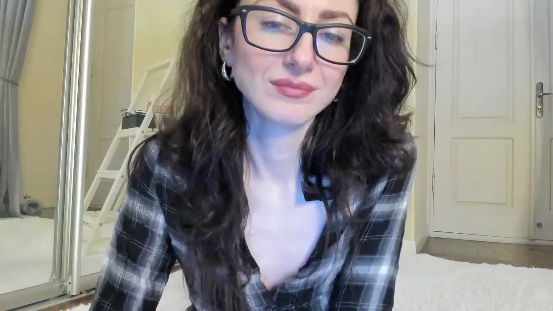 Gallery image thumbnail from Baby_Jewel's myfreecams stream on, 08/02/2024, 11:30 image 15 of 20