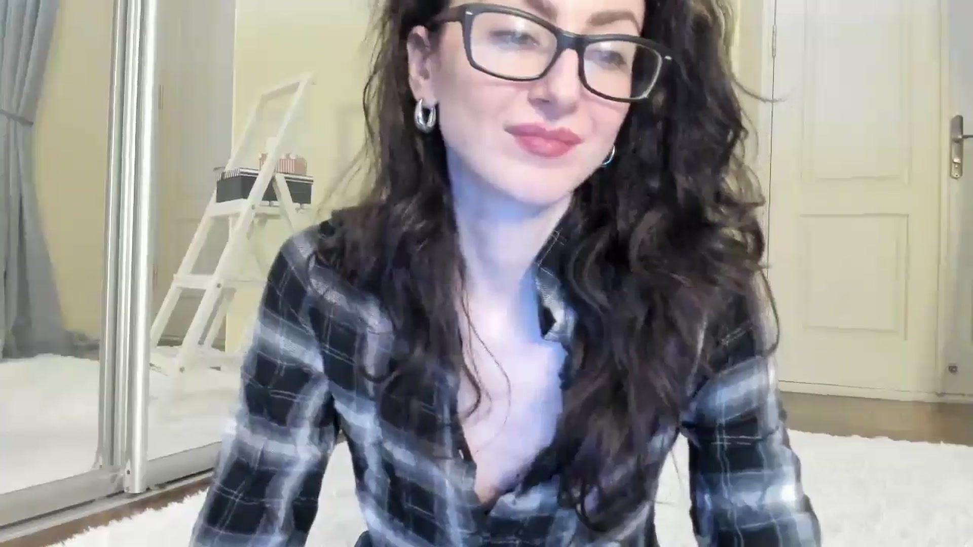 Gallery image thumbnail from Baby_Jewel's myfreecams stream on, 08/02/2024, 13:13 image 4 of 20