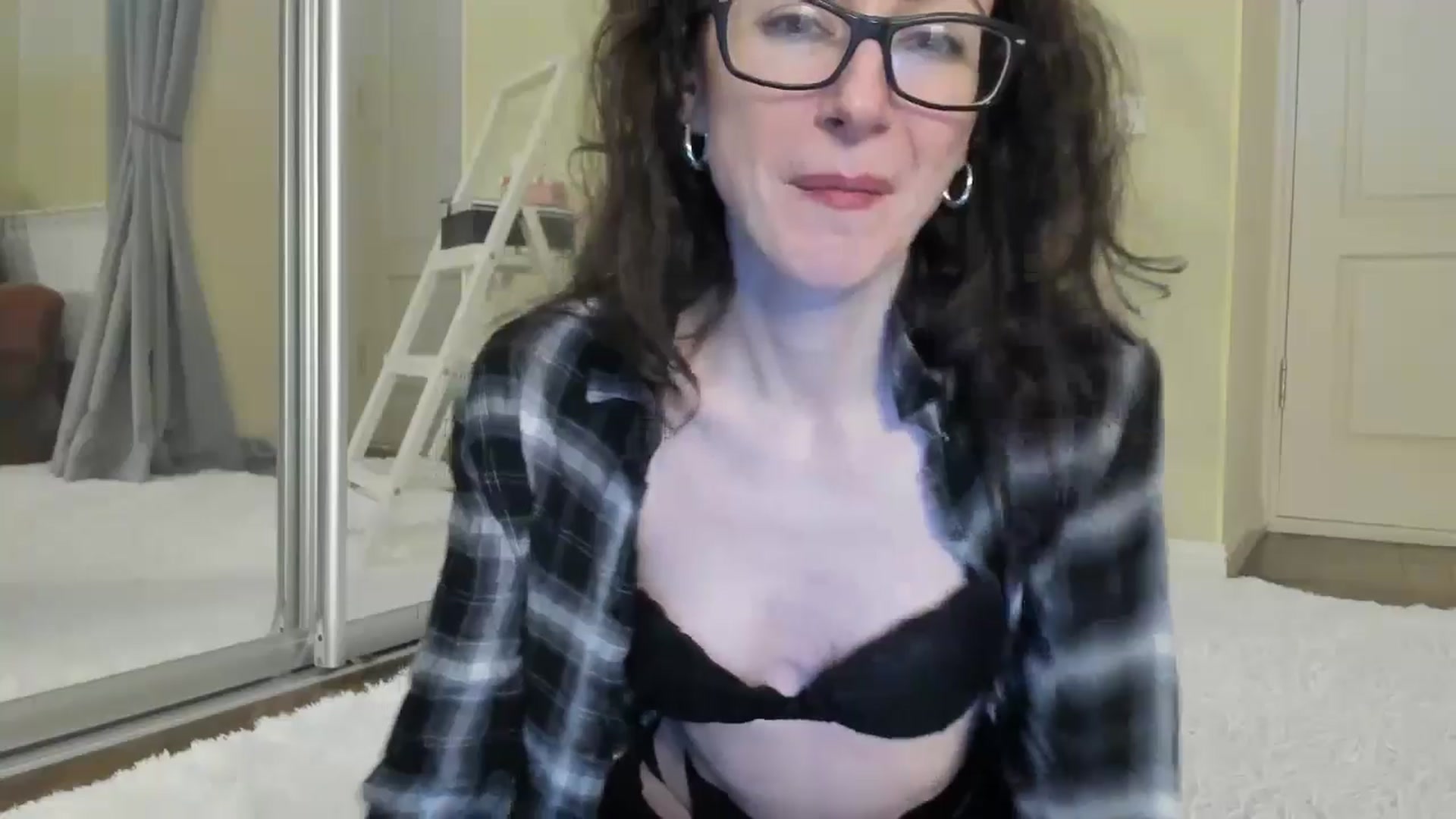 Gallery image thumbnail from Baby_Jewel's myfreecams stream on, 08/02/2024, 13:13 image 18 of 20