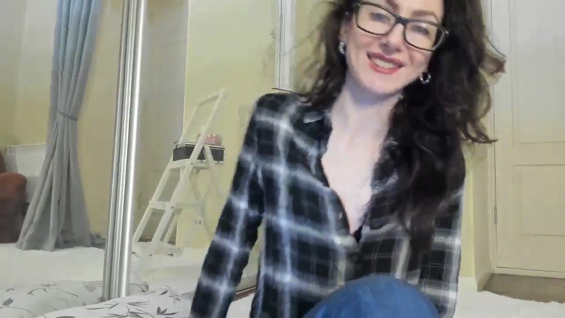 Gallery image thumbnail from Baby_Jewel's myfreecams stream on, 08/02/2024, 14:19 image 12 of 20