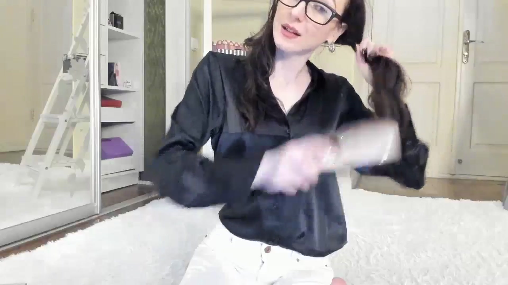 Gallery image thumbnail from Baby_Jewel's myfreecams stream on, 08/03/2024, 11:08 image 11 of 20