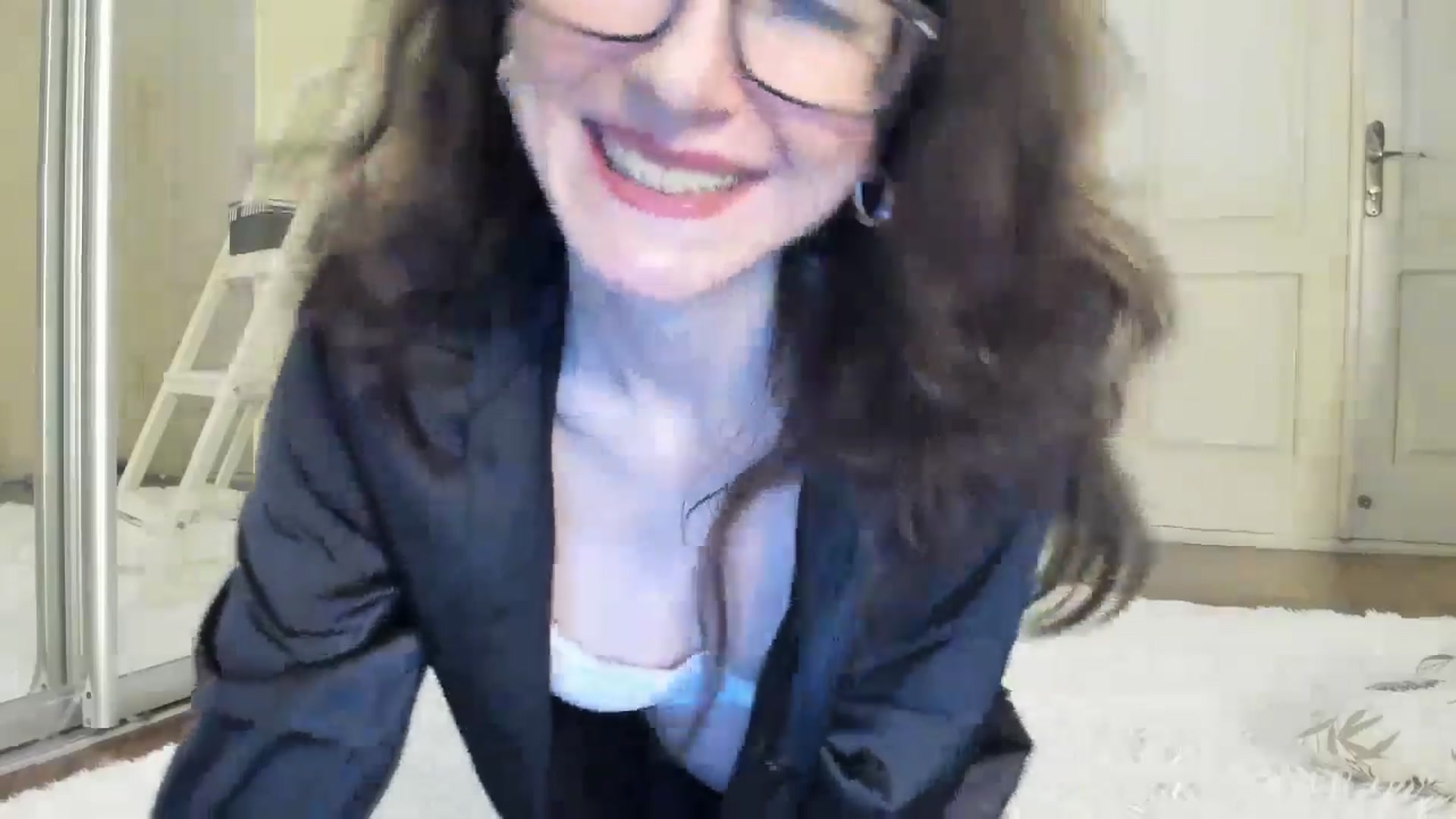 Gallery image thumbnail from Baby_Jewel's myfreecams stream on, 08/03/2024, 13:31 image 6 of 20