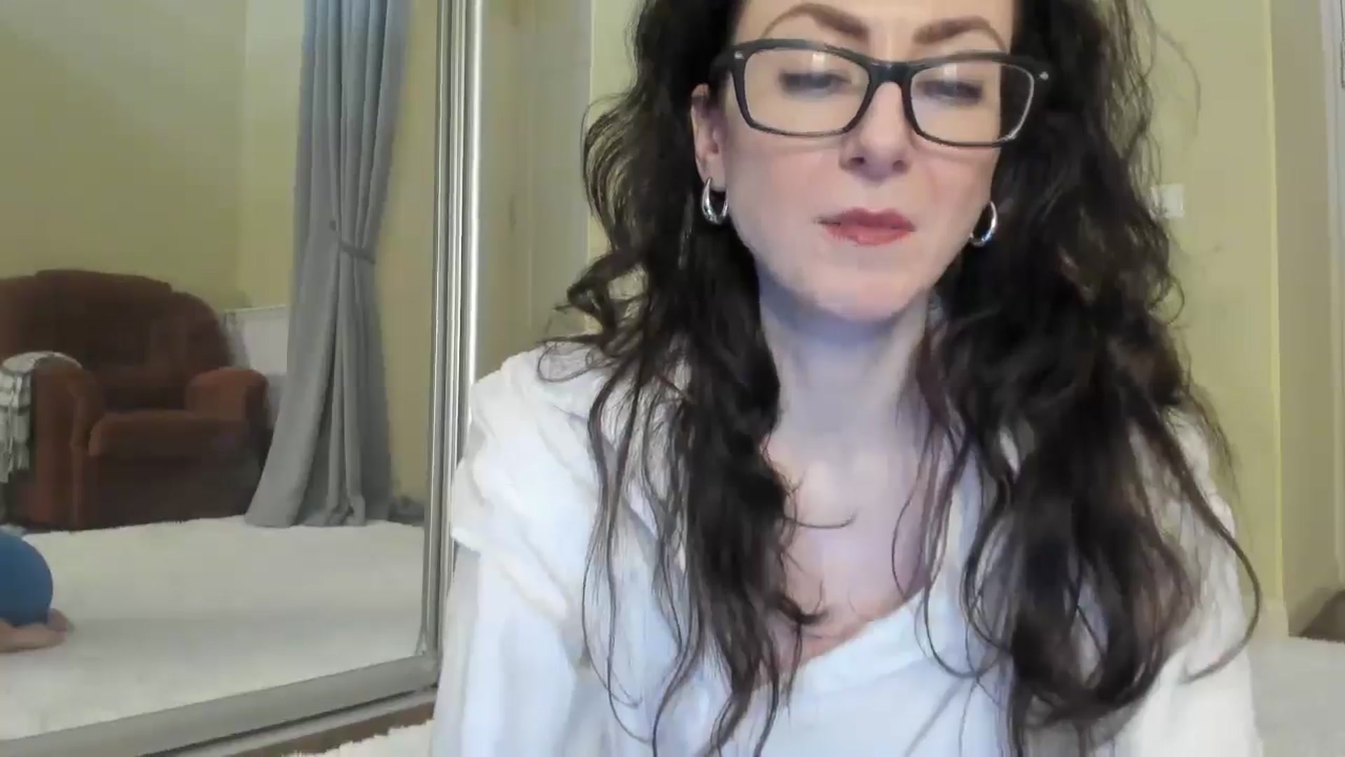 Gallery image thumbnail from Baby_Jewel's myfreecams stream on, 08/06/2024, 13:22 image 4 of 20